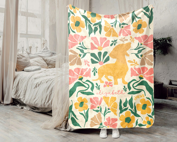 Personalized Name Floral Dachshund Blanket, Cozy Wiener Dog Lover Throw