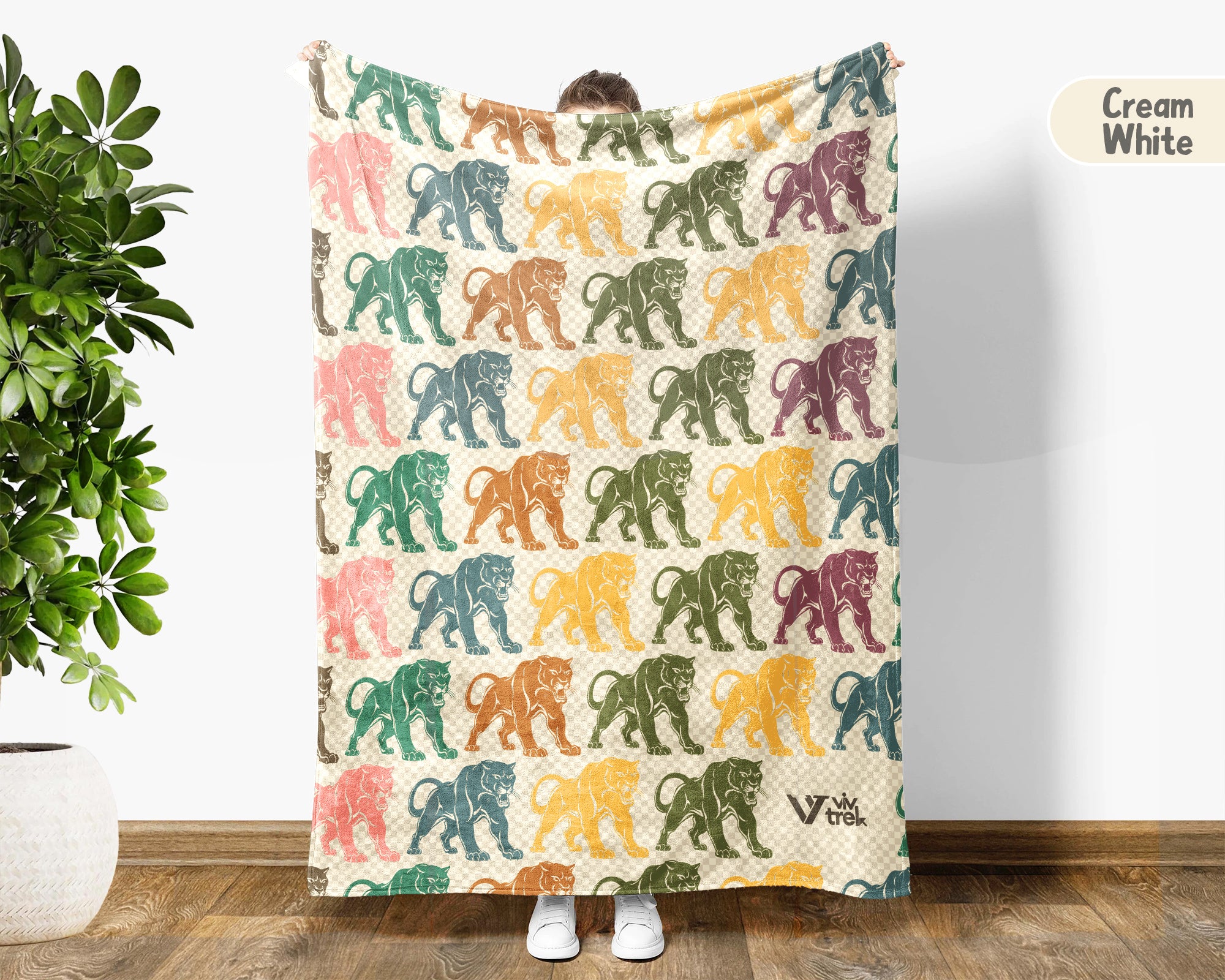 Retro Panther Lover Blanket Big Cat Wildlife Throw Cozy Animal Print Blanket Unique Wild Animal Home Decor Gift Idea