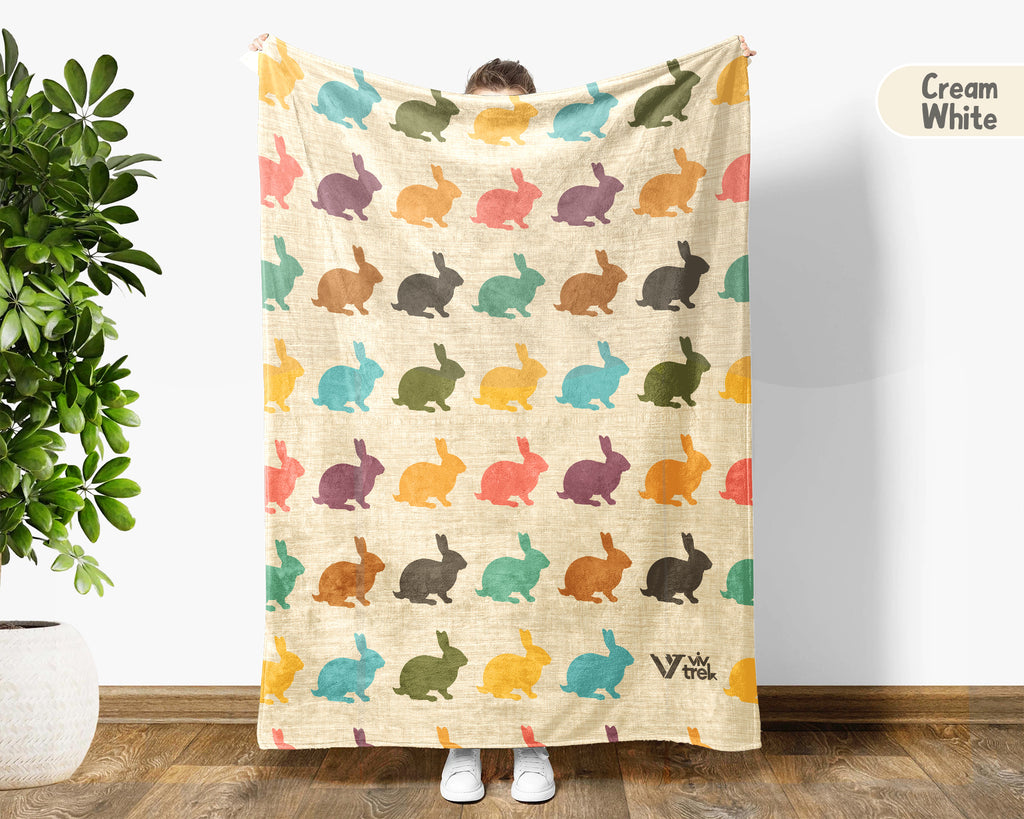 Retro Rabbit Bunny Blanket Cozy Bunny Graphic Throw Fleece Blanket Cute Animal Lover Gift Unique Home Decor Idea for Bedroom Couch