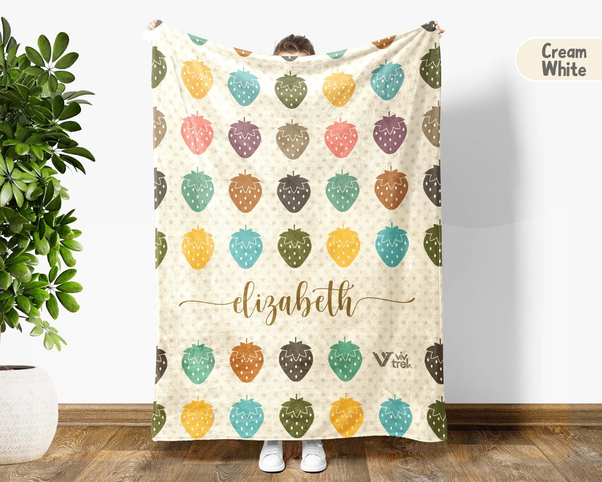 Custom Name Strawberry Blanket, Cozy Retro Fruit Throw for Kids and Adults