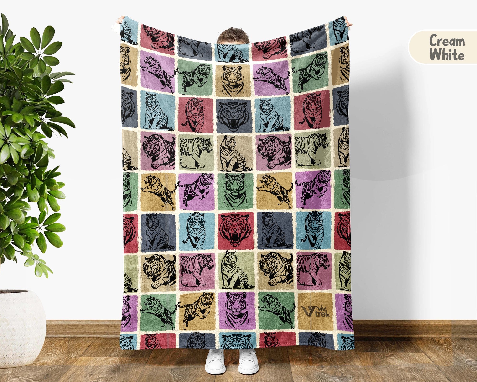 Vintage Tiger Blanket Gift for Animal Lovers, Cozy Wildlife Throw, Jungle Inspired Decor for Bedroom and Relaxing Living Spaces