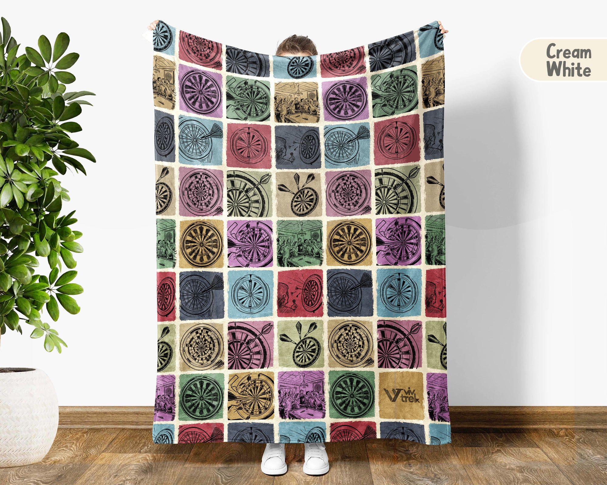 Vintage Dartboard Game Blanket Gift for Dart Lovers, Cozy Throw for Game Room Decor, Classic Dart Player Home Accent