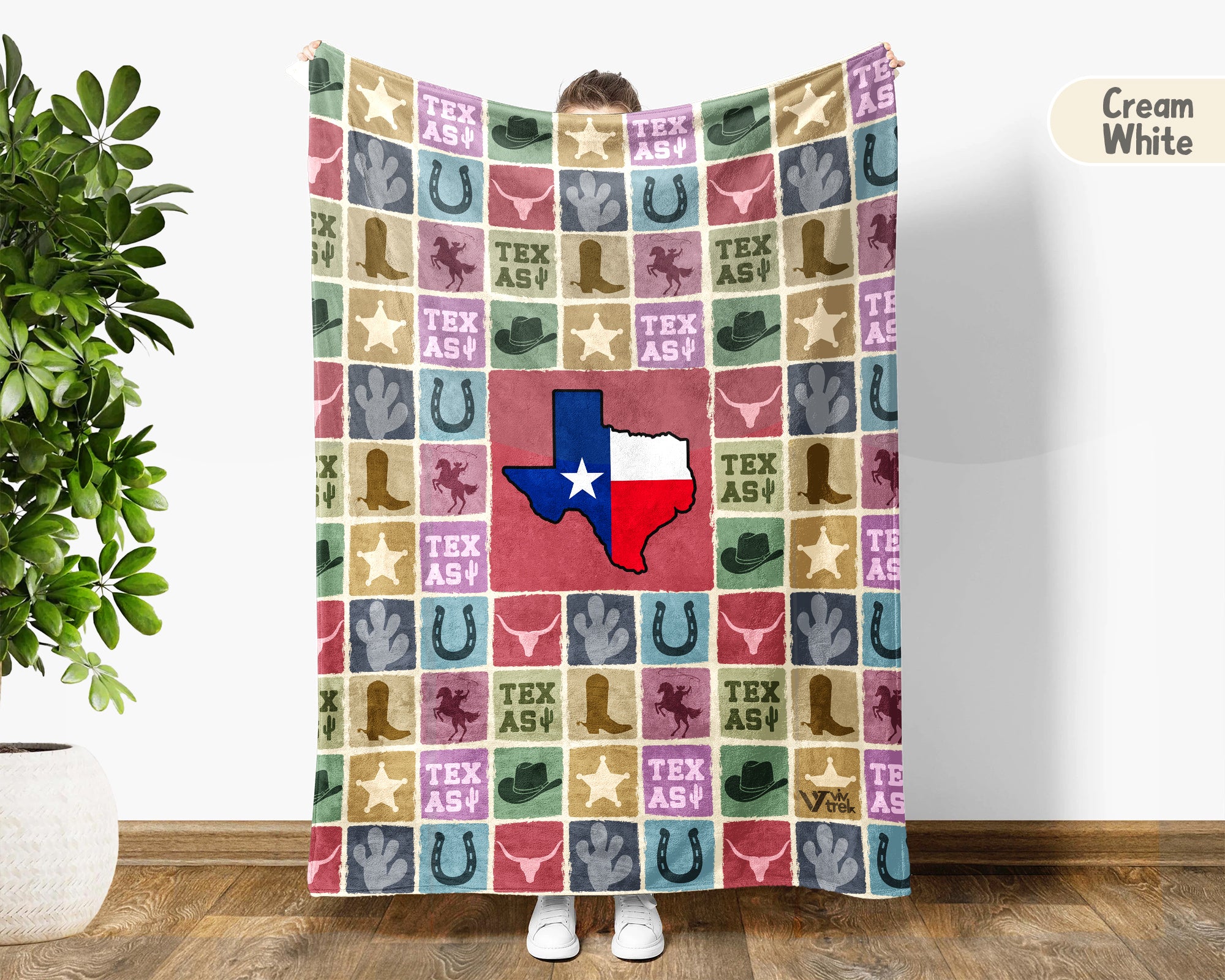 Retro Texas Blanket, Cozy Lone Star Throw, 4th of July Patriotic Gift, Vintage TX Lover Fleece, American Inspired Home Decor