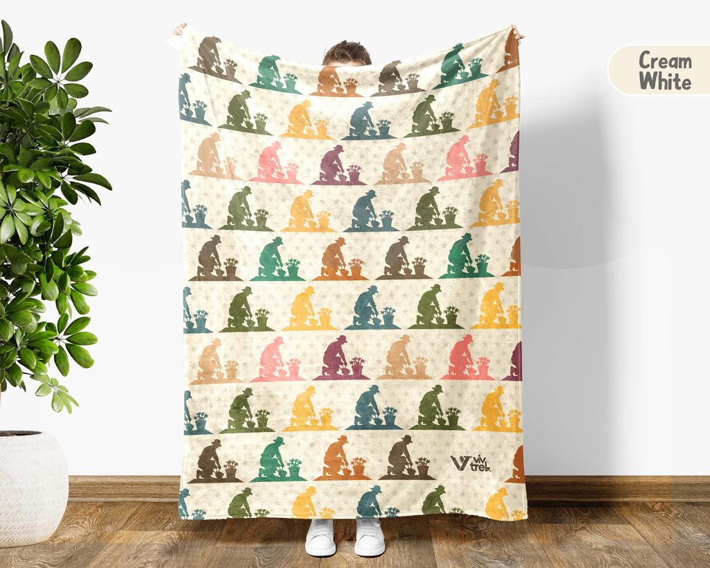 Retro Gardening Throw Cozy Botanical Blanket Soft Nature Decor Unique Gardener Gift for Plant Lovers Home