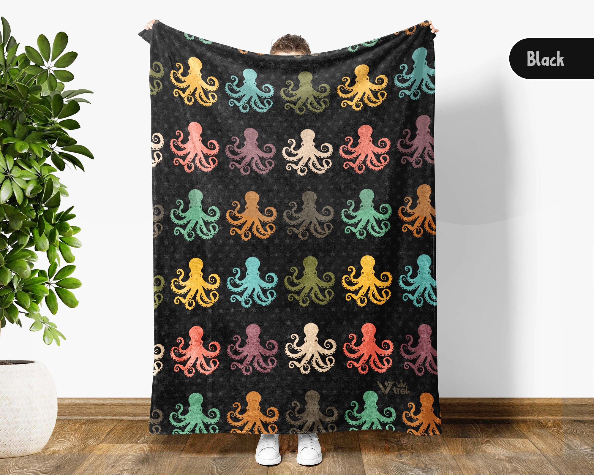 Retro Octopus Blanket Gift for Ocean Lovers, Cozy Sea Creature Throw, Nautical Decor Accent for Bedroom and Living Spaces