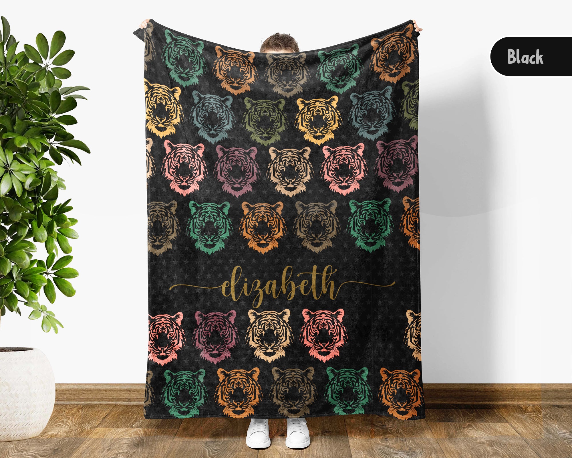 Custom Name Tiger Head Blanket Vintage Jungle Throw Personalized Cozy Animal Decor Big Cat Inspired Gift Nature Theme Home Accent Unique Design