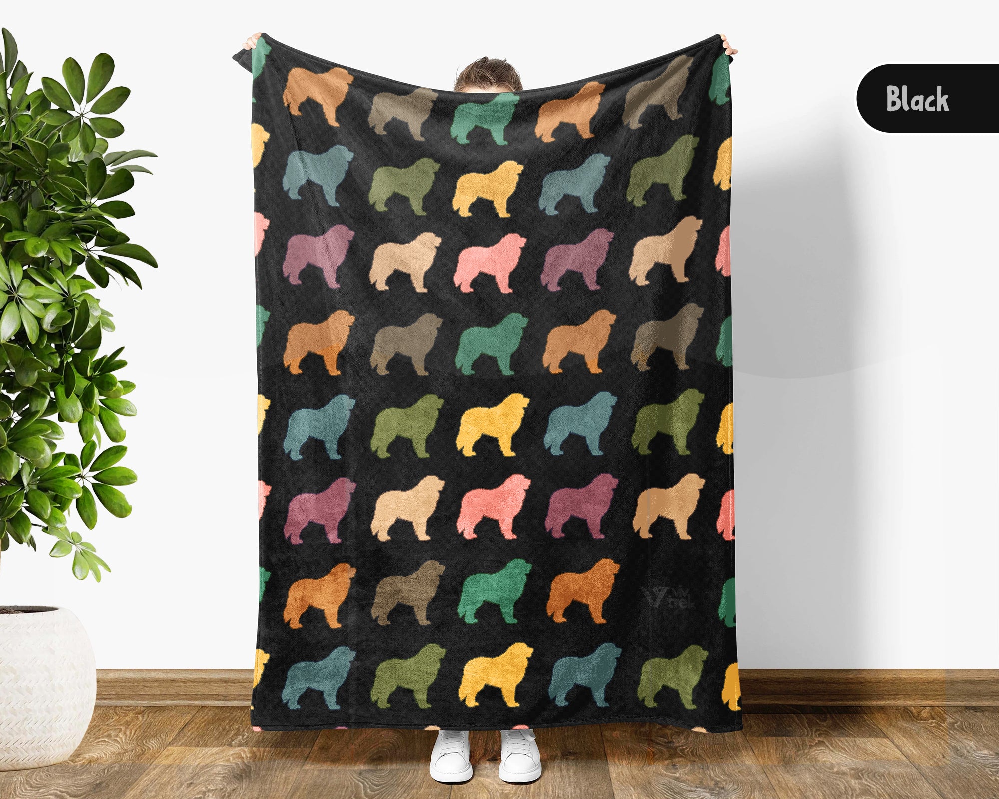 Retro Great Pyrenees Dog Throw Blanket, Fluffy White Mountain Breed Gift, Cozy Gentle Giant Home Decor Accent