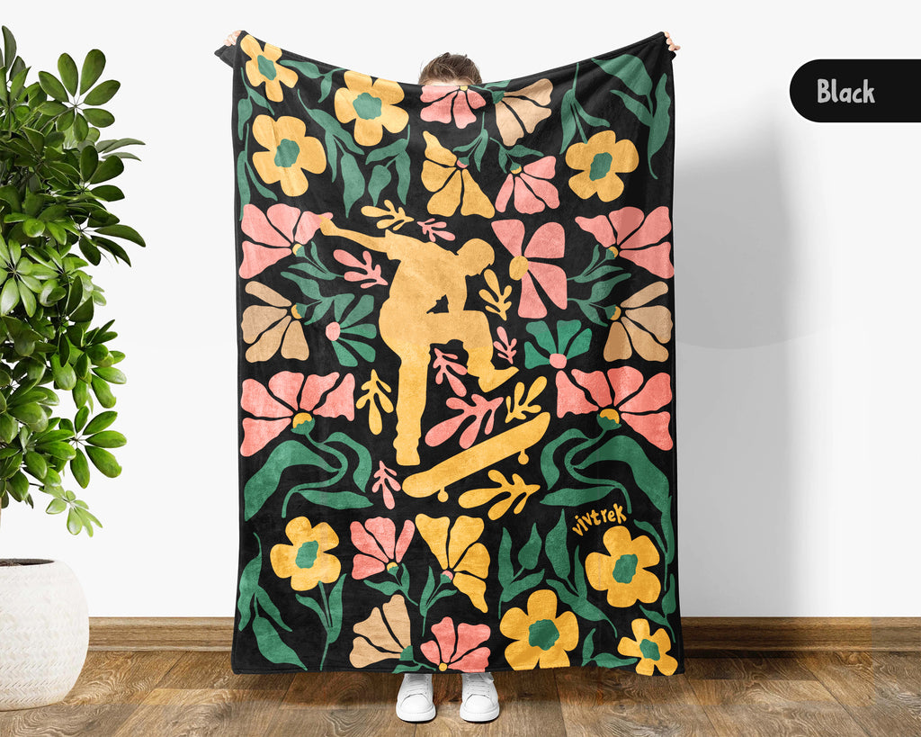 Floral Skateboarding Blanket – Cozy Throw for Skateboard Lovers