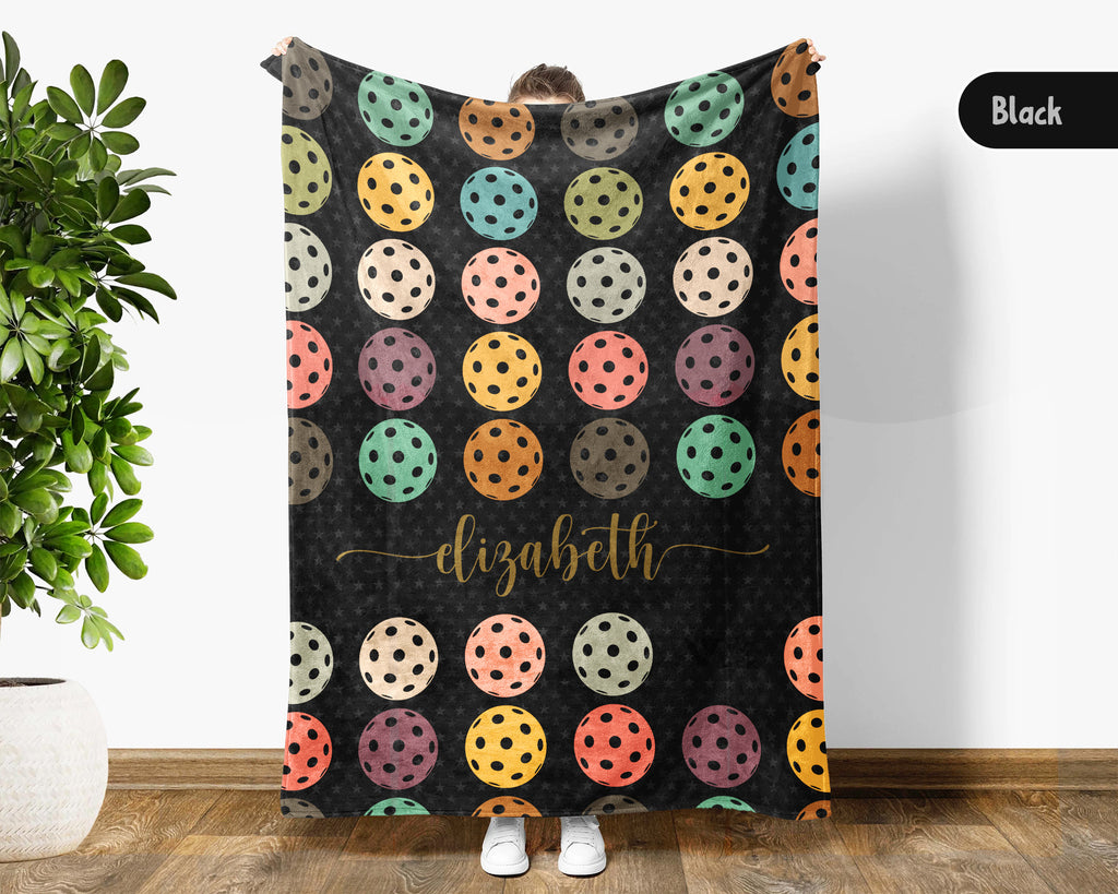 Custom Name Retro Pickleball Blanket, Personalized Sports Throw for Athlete Fans Game Room Decor and Cozy Gifts