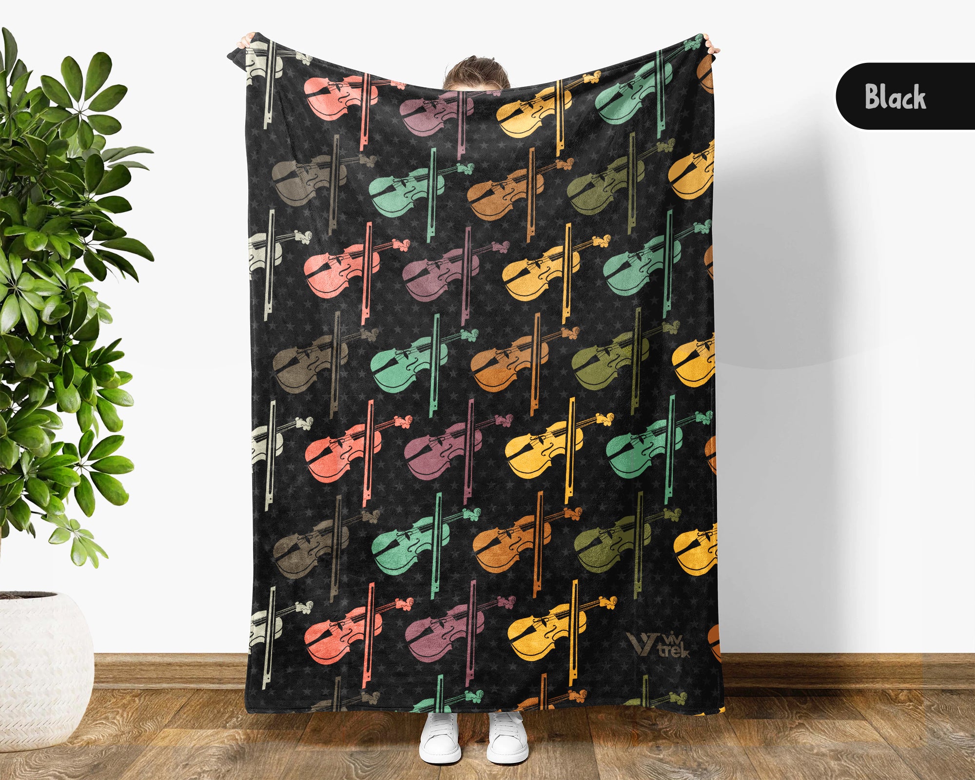 Retro Violin Lover Blanket Cozy Musician Throw Vintage Style Violin Fleece Blanket Perfect Gift for Violin Players Music Enthusiasts