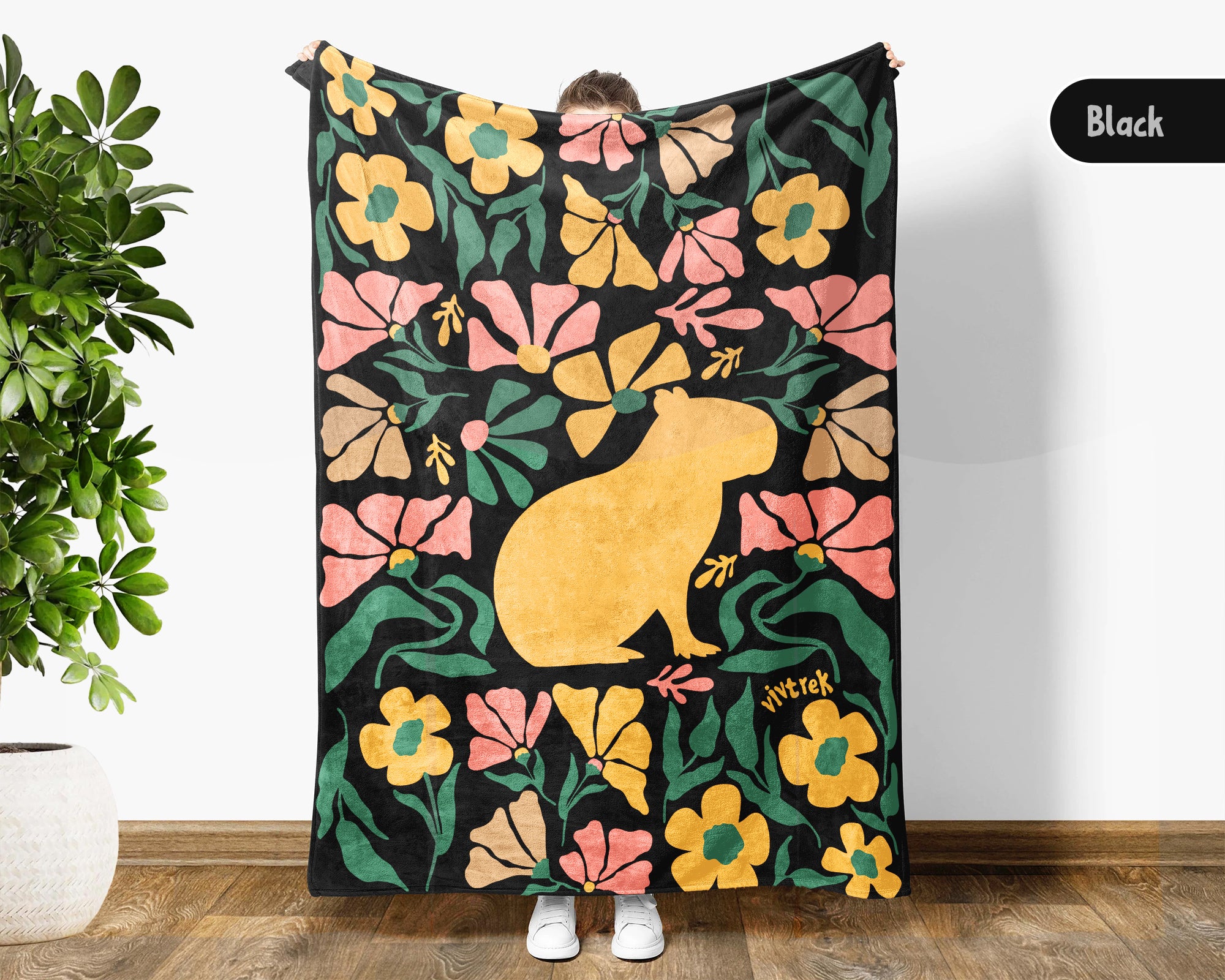 Floral Capybara Blanket – Cozy Wildflower Animal Lover Throw