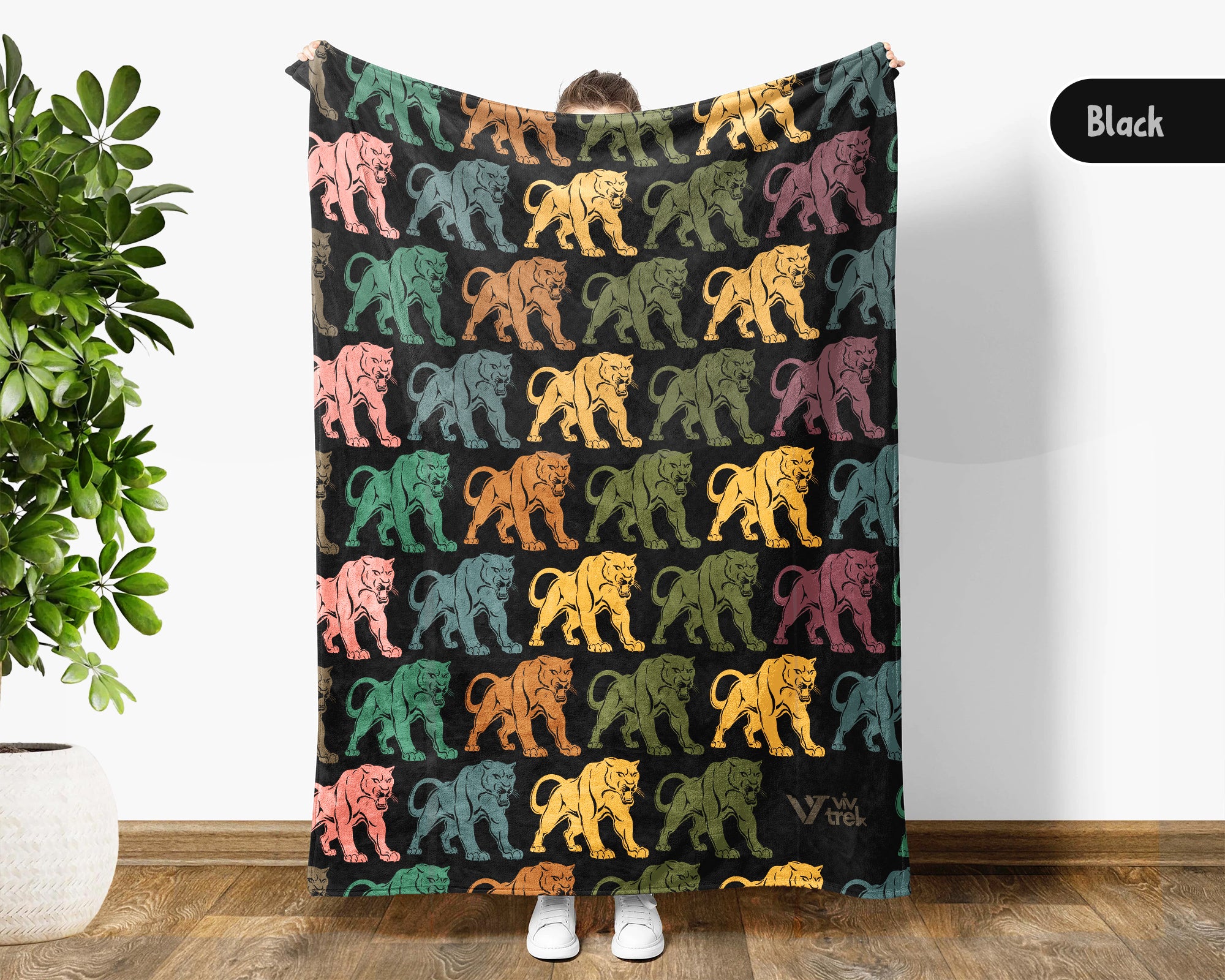 Retro Panther Lover Blanket Big Cat Wildlife Throw Cozy Animal Print Blanket Unique Wild Animal Home Decor Gift Idea
