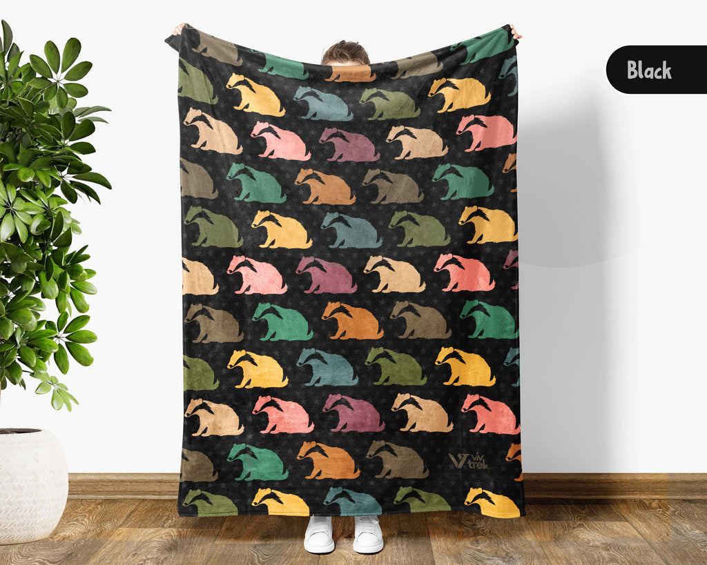 Cozy Honey Badger Blanket – Vintage Wildlife Throw for Animal Lovers