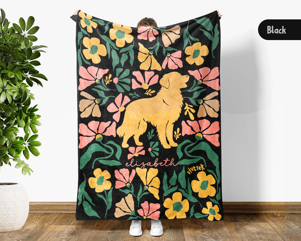 Floral Personalized Golden Retriever Blanket with Custom Name, Cozy Wildflower Throw for Kids Teens Adults, Dog Lover Birthday Gift