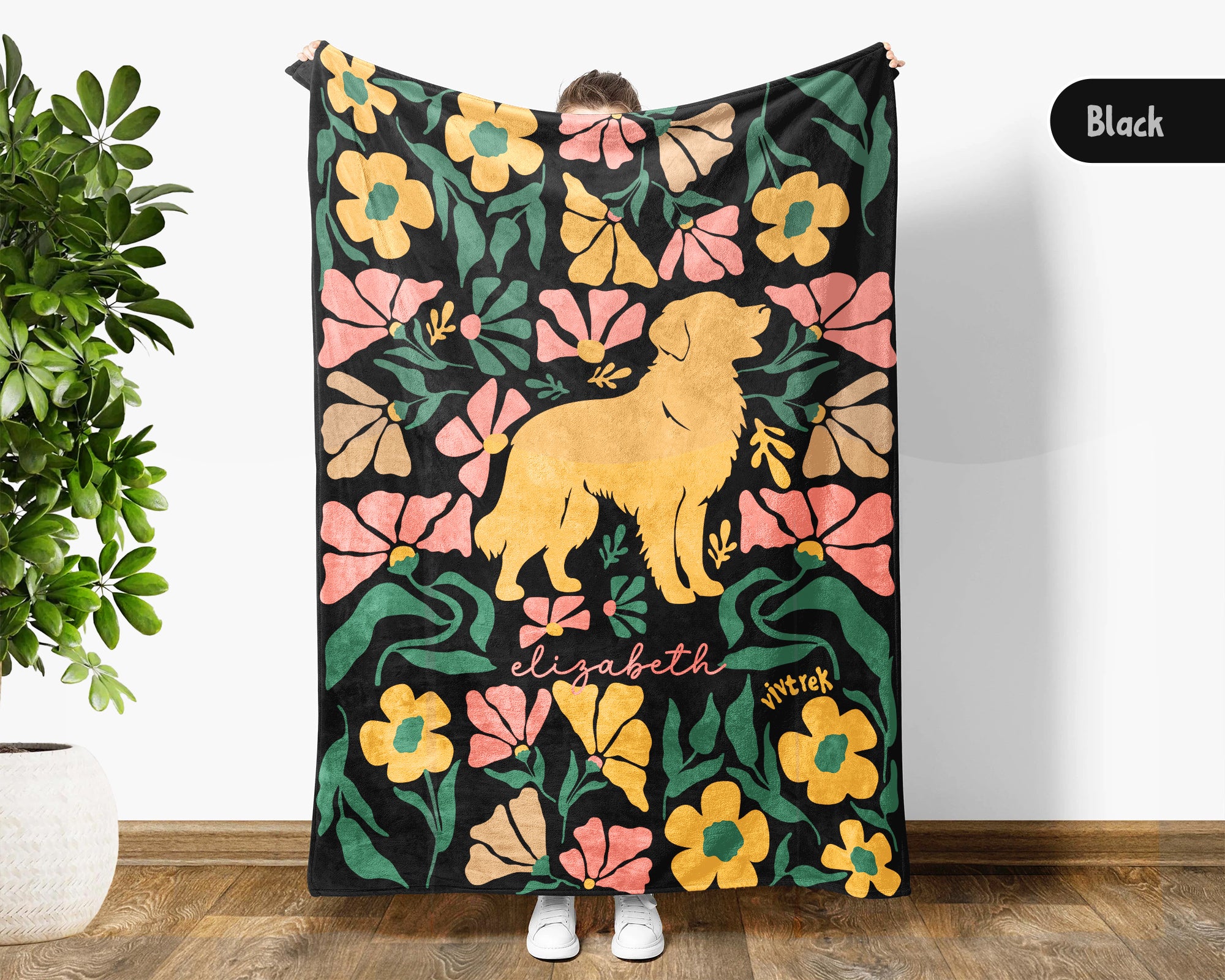 Floral Personalized Golden Retriever Blanket with Custom Name, Cozy Wildflower Throw for Kids Teens Adults, Dog Lover Birthday Gift