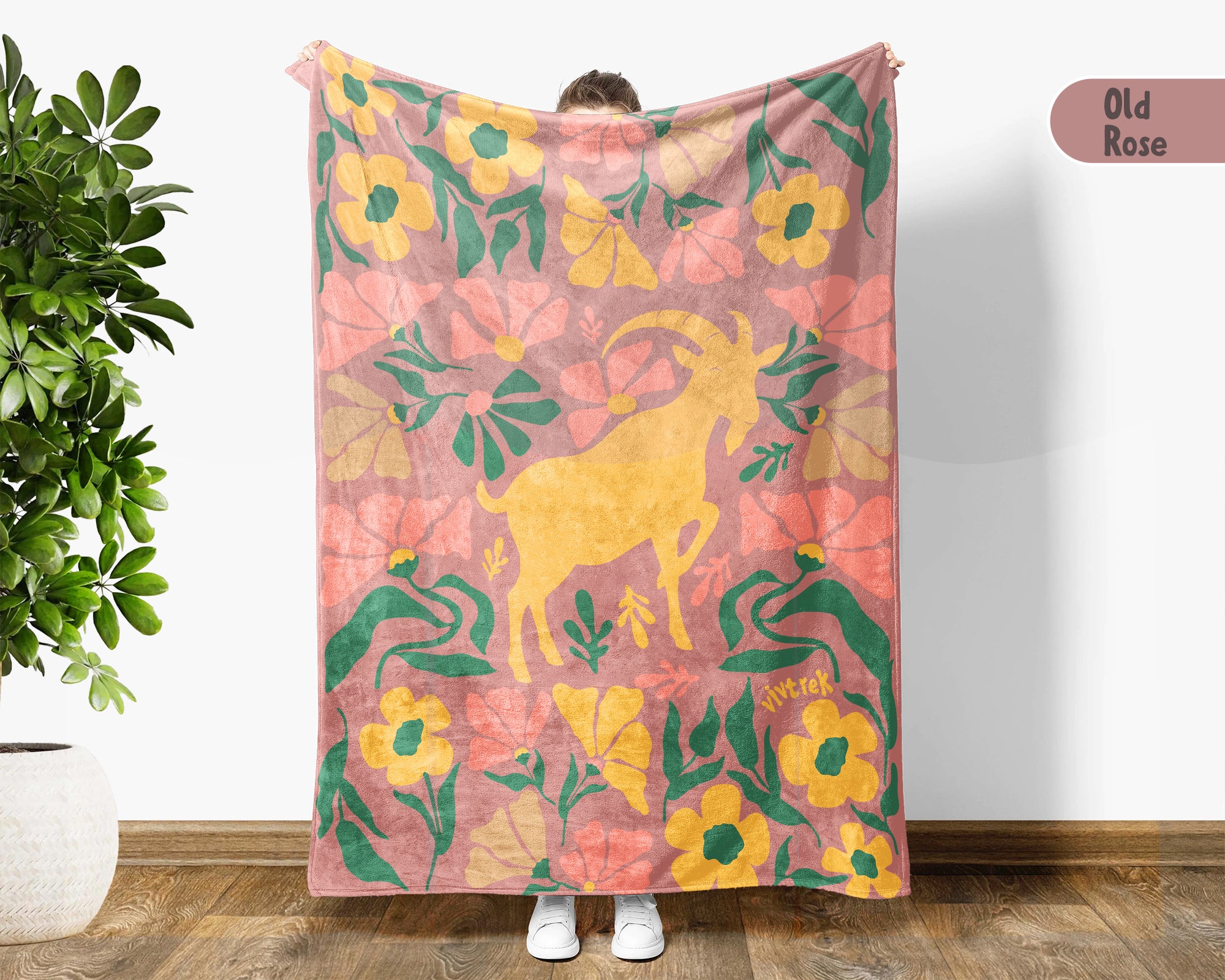 Floral Goat Blanket – Cozy Retro Farm Animal Throw for Home