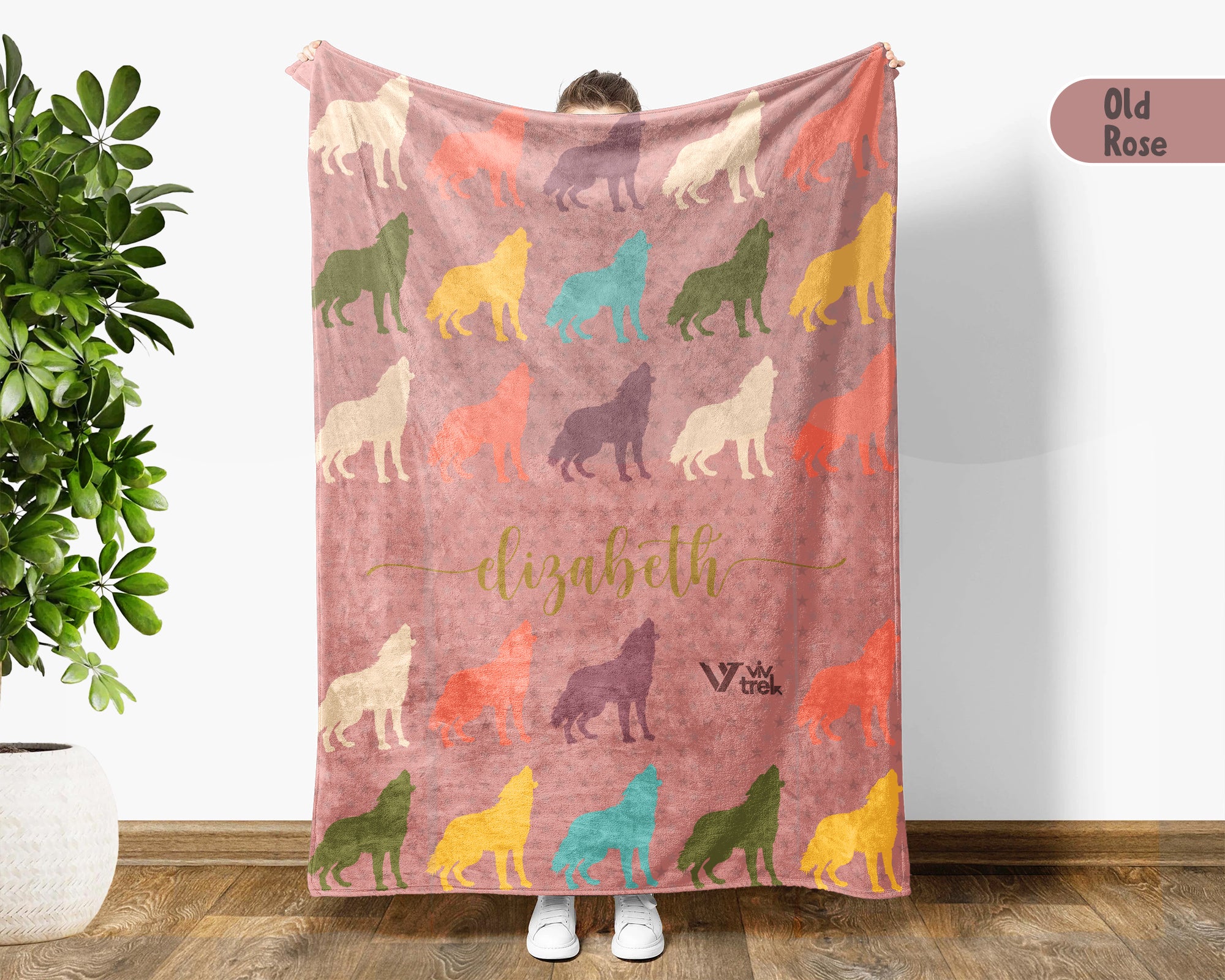Personalized Wolf Lover Blanket Custom Name Vintage Animal Throw Cozy Fleece Rustic Wildlife Nature Gift Soft Home Decor Accent