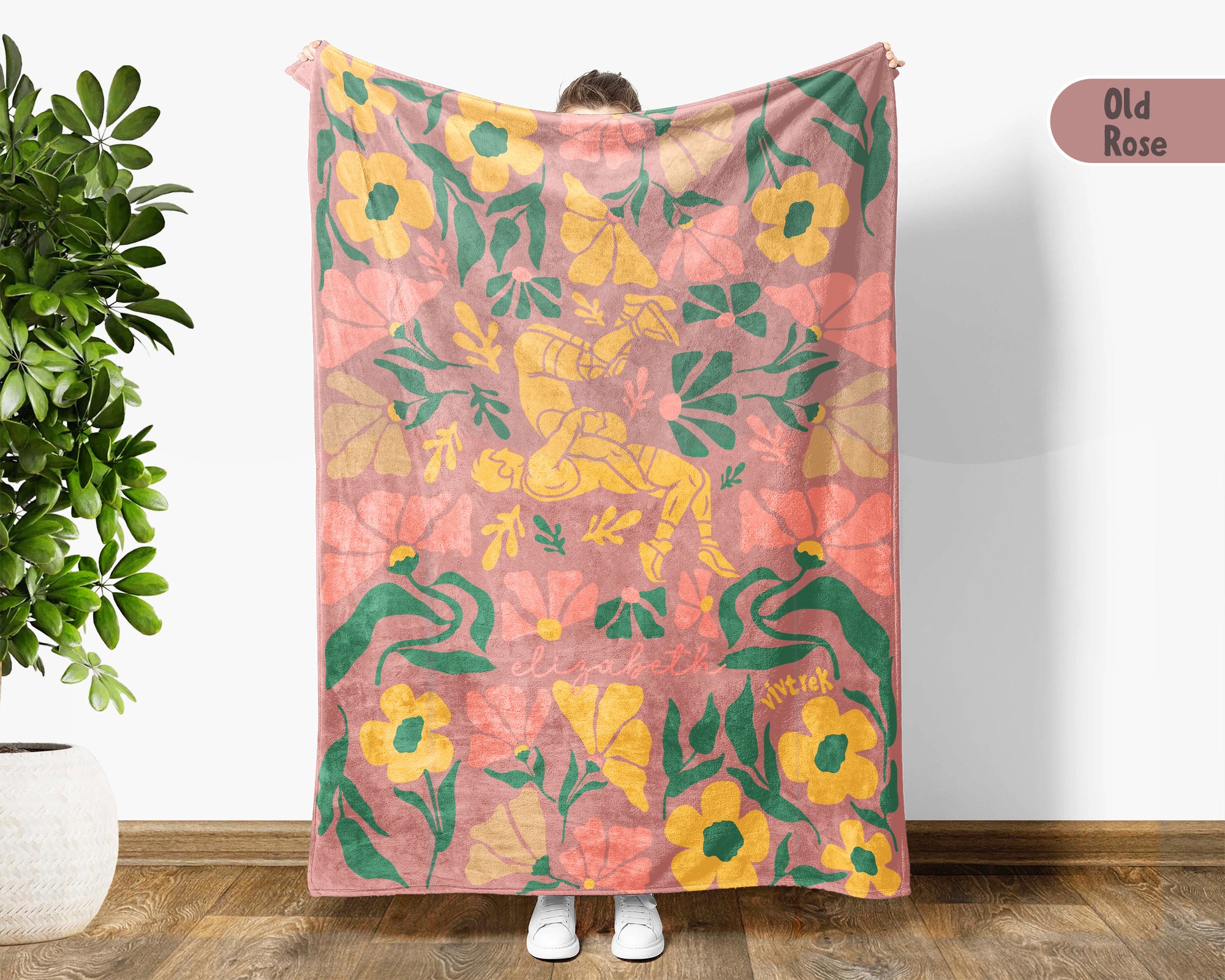 Custom Name Floral Wrestling Blanket, Cozy Wrestling Throw Gift for Kids Teens Adults, Perfect Birthday Sports Present