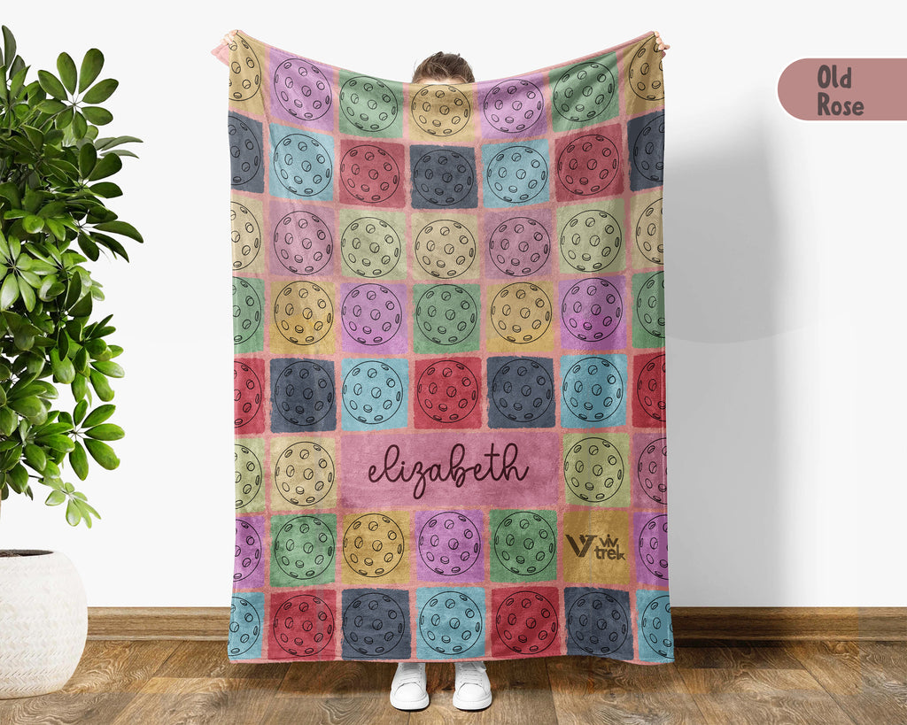 Personalized Pickleball Throw Blanket, Retro Sports Gift for Pickleball Lovers and Cozy Game Room Decor