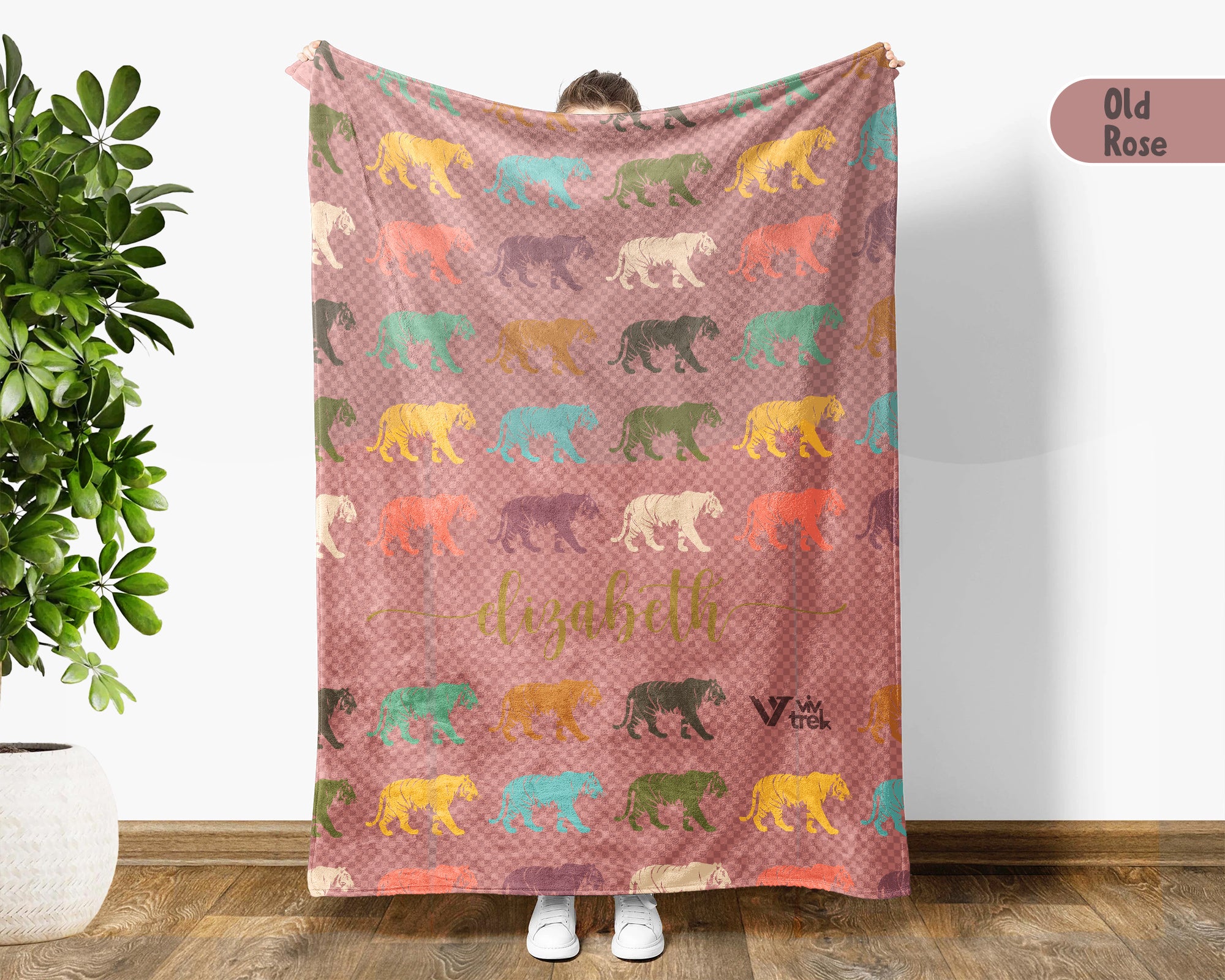 Personalized Tiger Lover Blanket Custom Name Vintage Animal Throw Retro Big Cat Cozy Fleece Gift Wildlife Home Decor Accent Piece