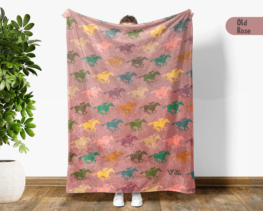 Retro Horse Racing Blanket Cozy Equestrian Throw Race Day Decor Soft Graphic Gift for Jockey Fans and Riders