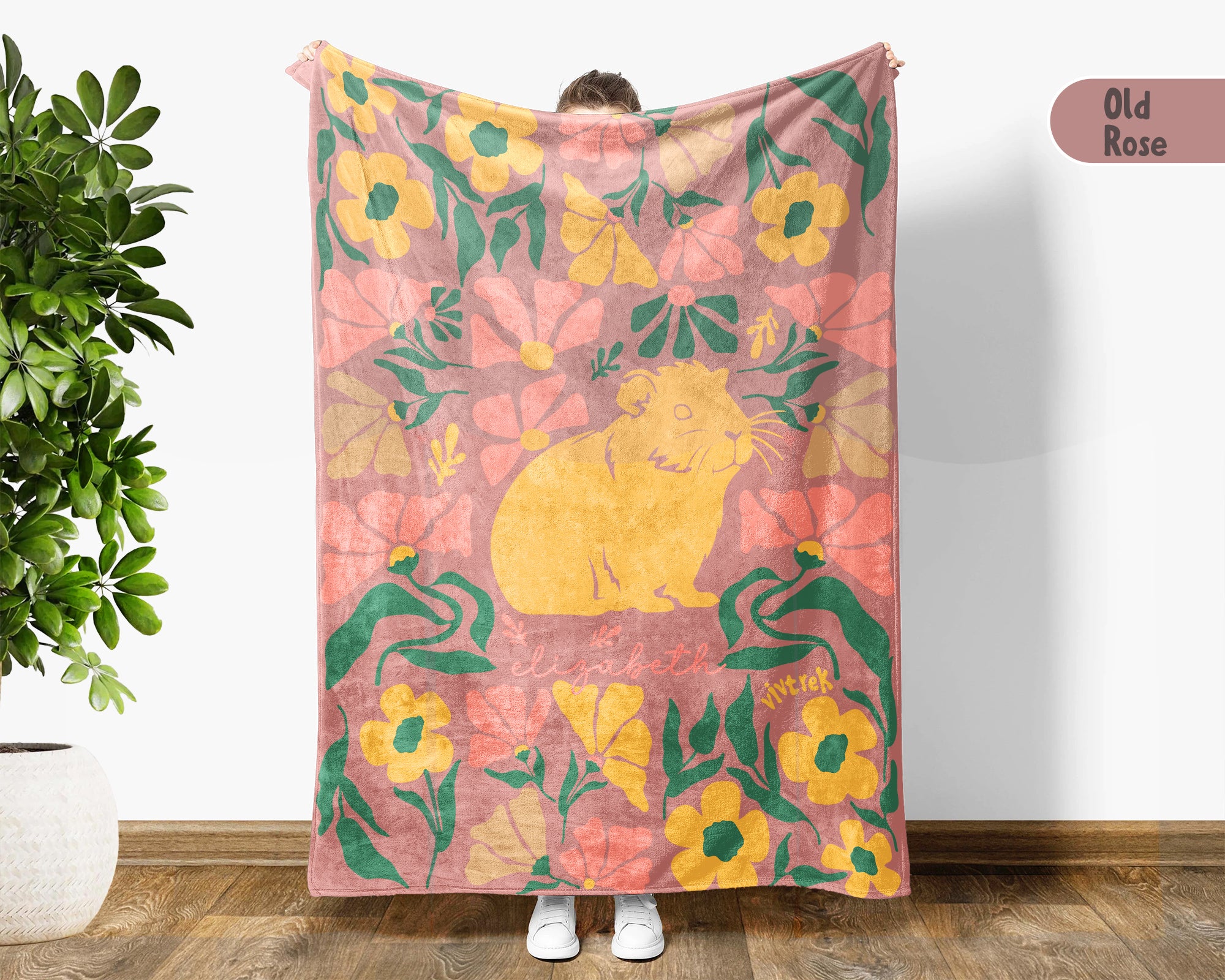 Floral Custom Name Guinea Pig Blanket, Floral Pet Lover Throw, Cozy Wildflower Blanket for Kids Teens Adults Gift