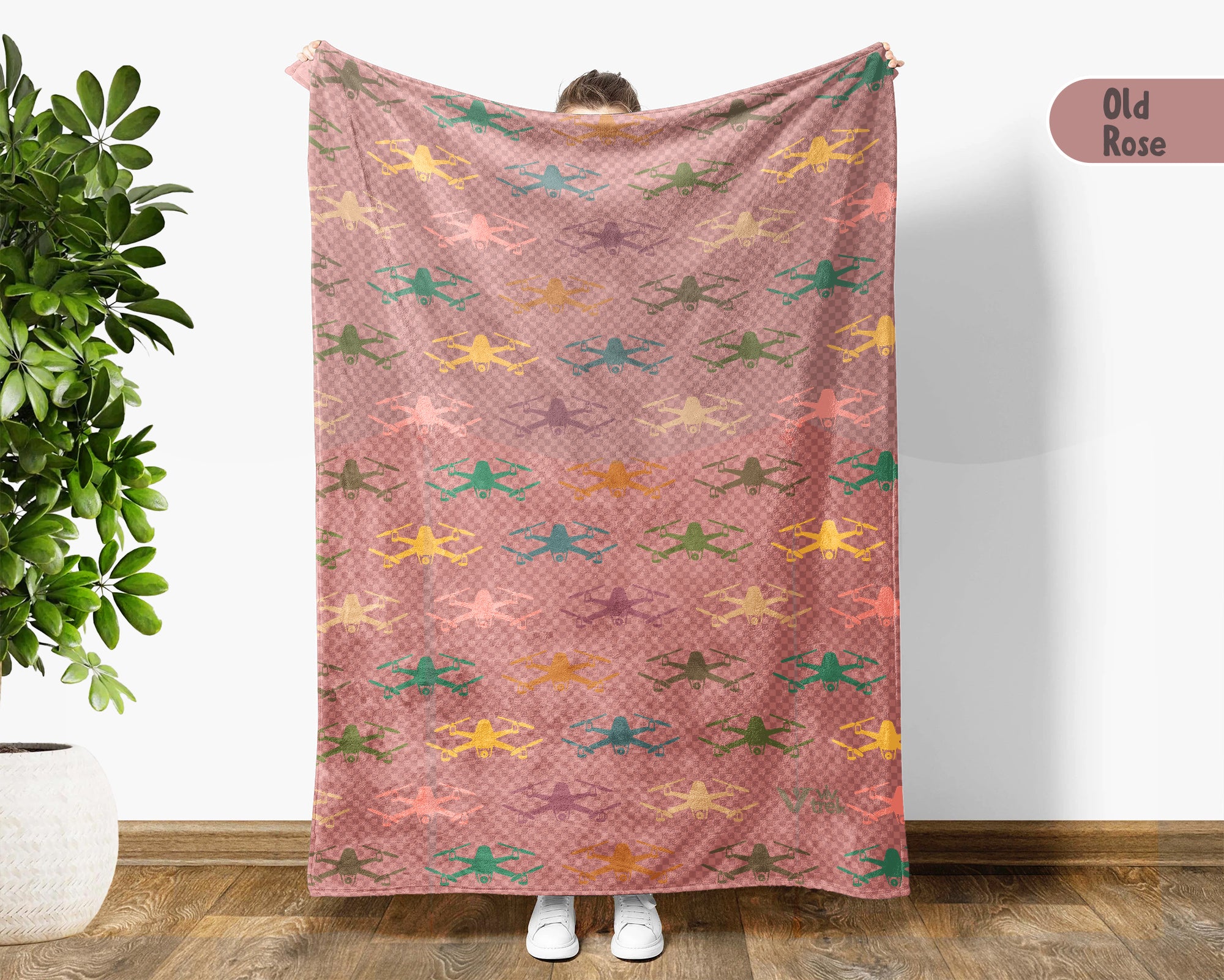 Retro Drone Throw Blanket – Cozy Gift for FPV Drone Enthusiasts