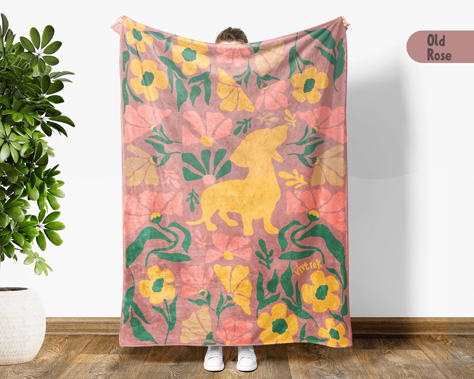 Floral Dachshund Blanket – Cozy Vintage Dog Lover Throw
