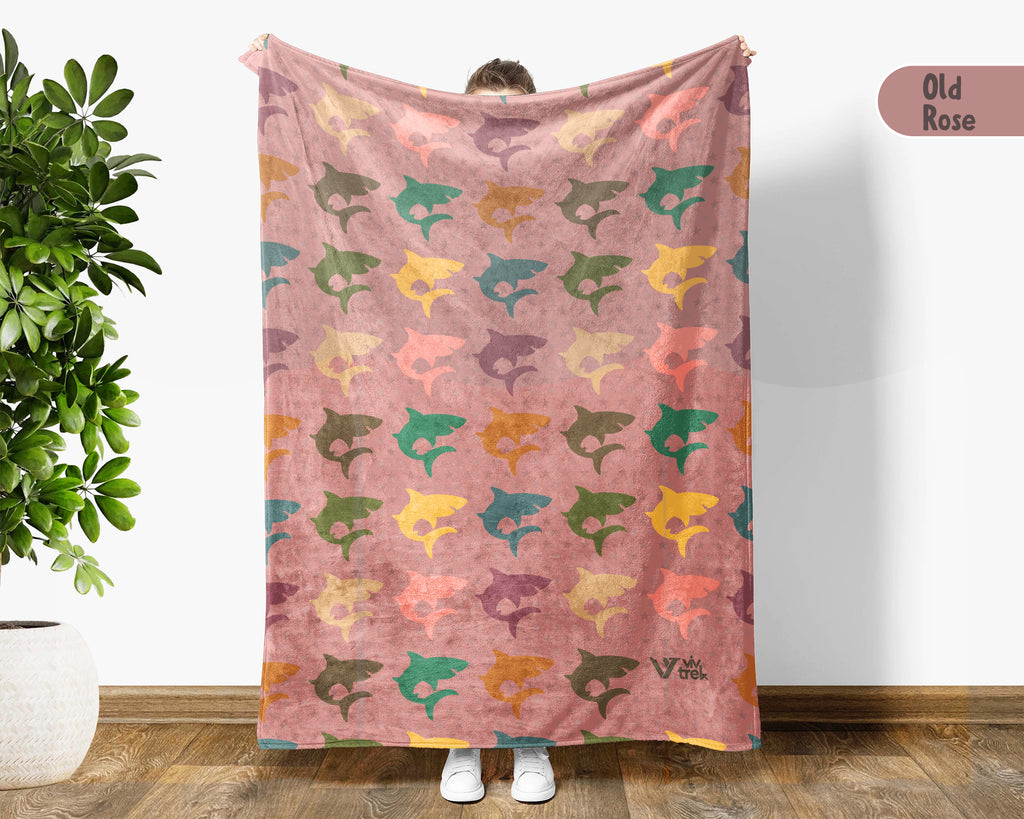Retro Shark Blanket – Cozy Ocean Throw for Shark Lovers
