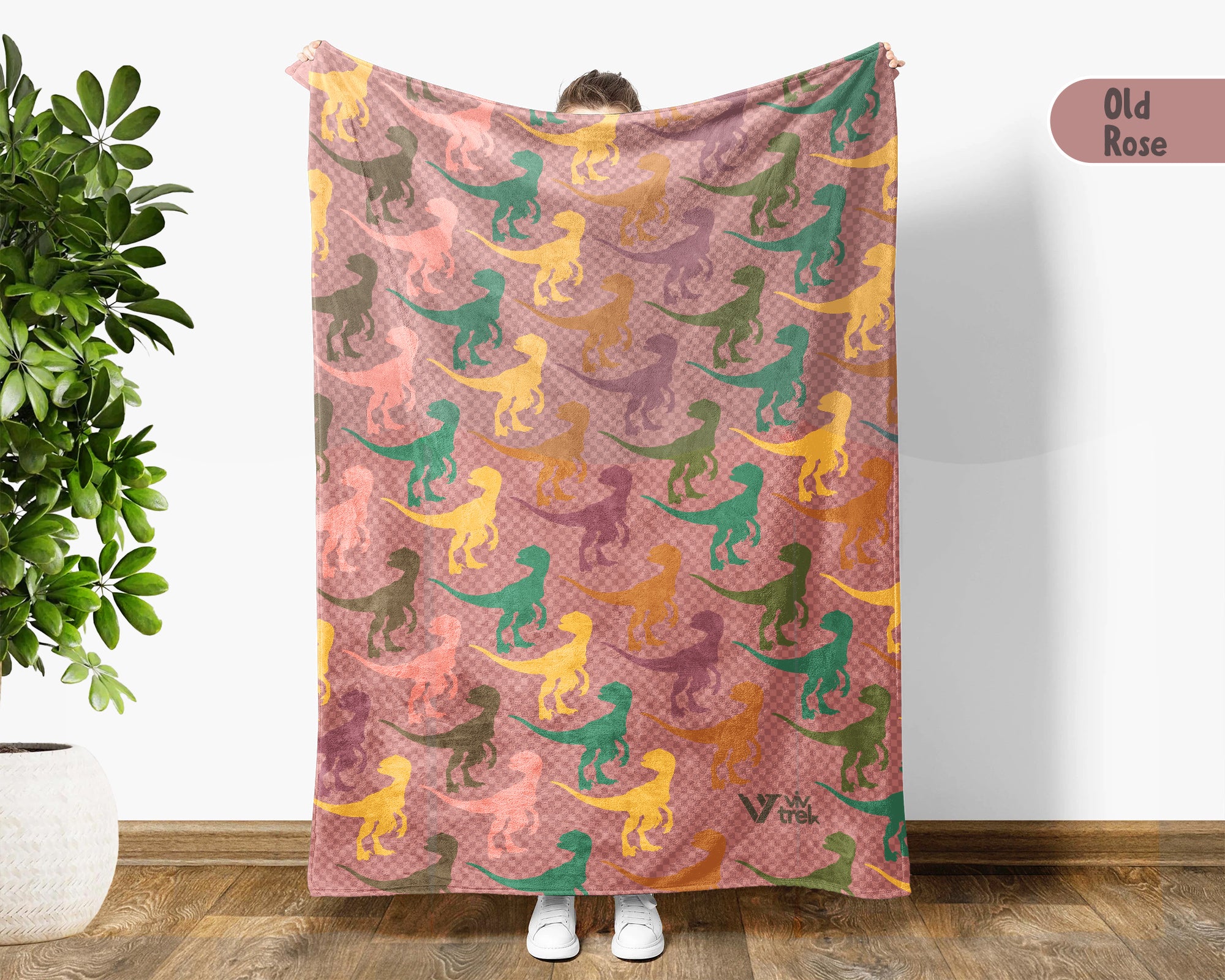 Retro Velociraptor Dinosaur Blanket Cozy Dino Lover Throw Vintage Paleontology Fleece Blanket Unique Jurassic Era Gift Home Decor Idea