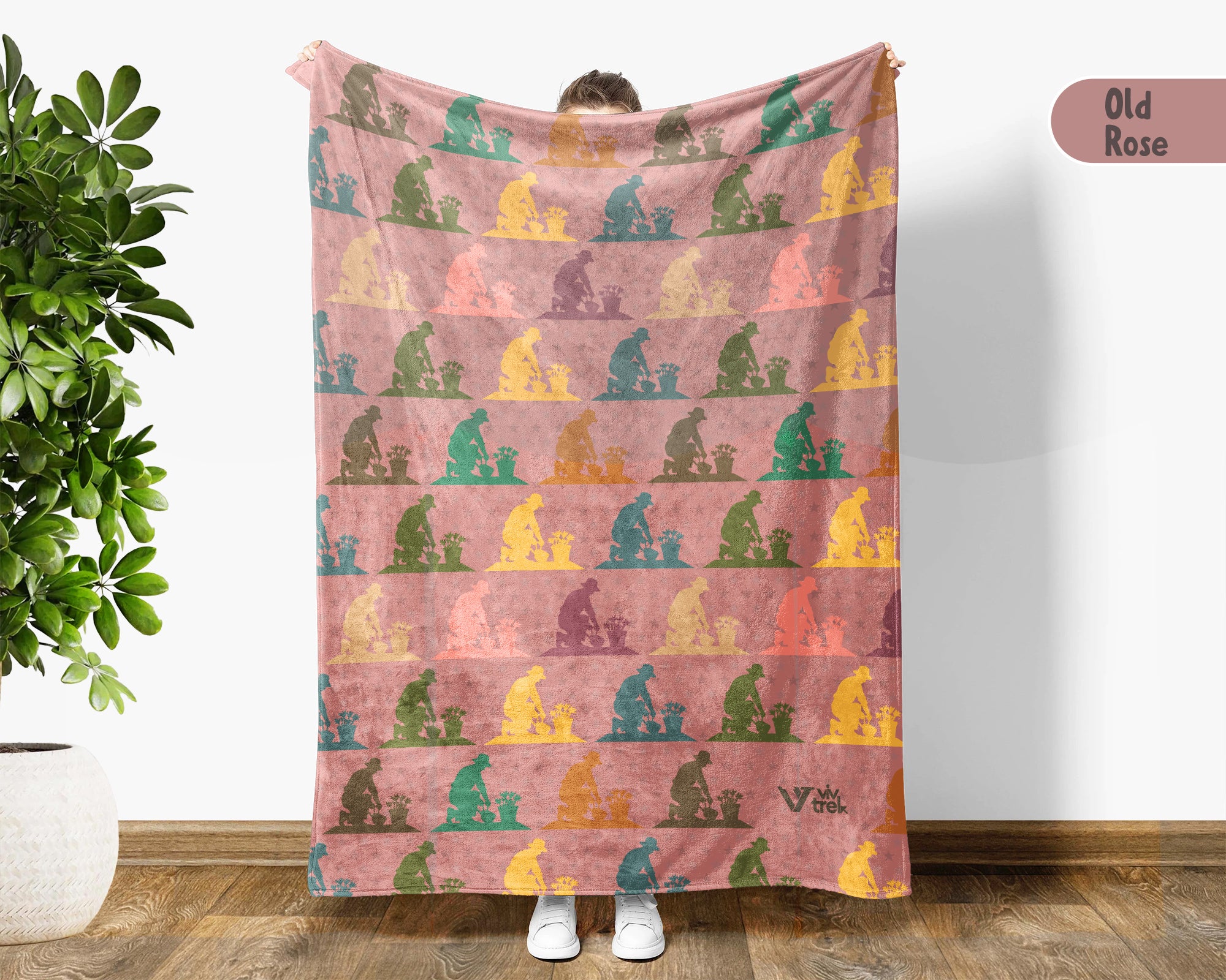 Retro Gardening Throw Cozy Botanical Blanket Soft Nature Decor Unique Gardener Gift for Plant Lovers Home