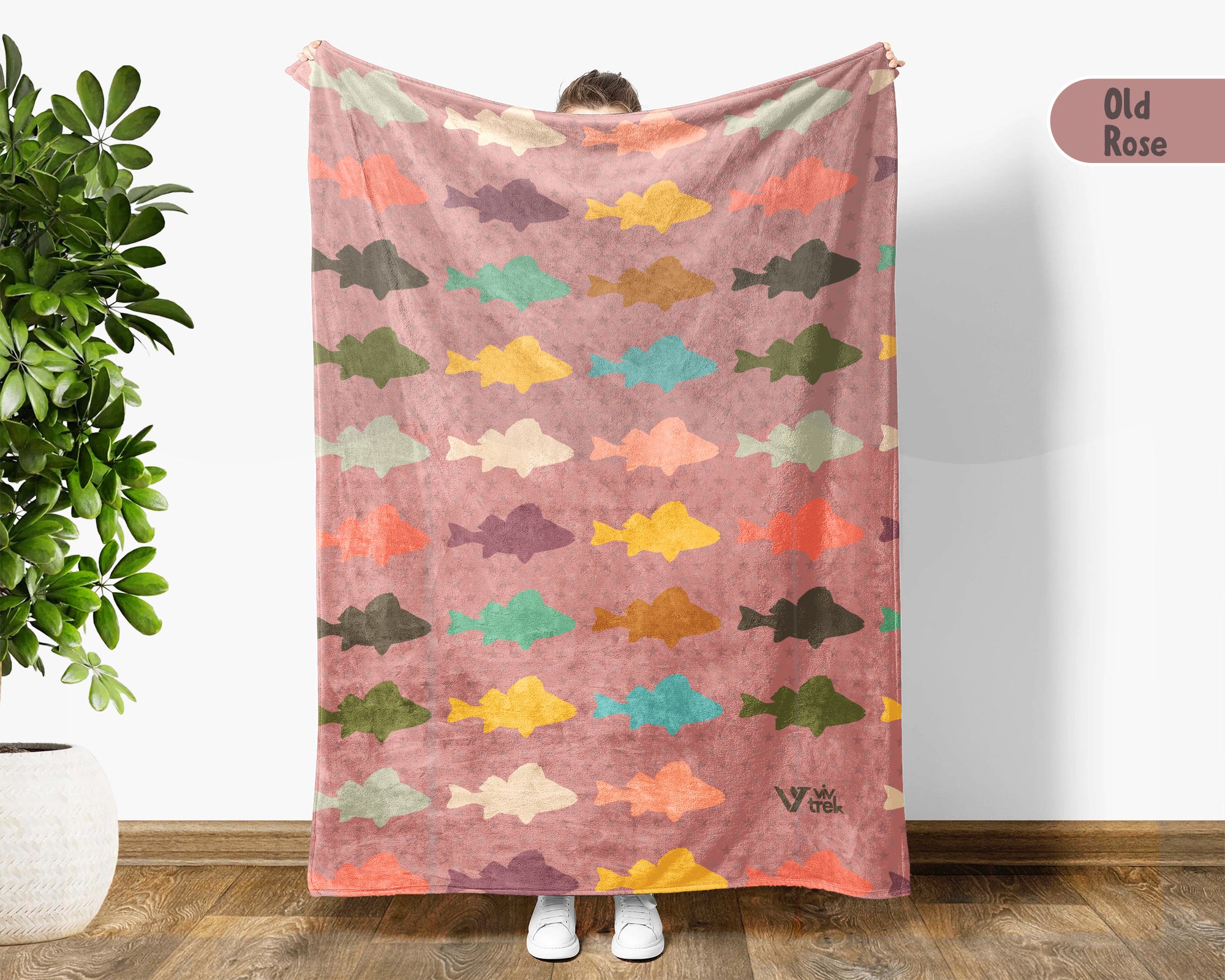 Retro Fishing Lover Blanket for Anglers, Cozy Fish Throw Gift for Fisherman Dad and Rustic Outdoor Cabin Style