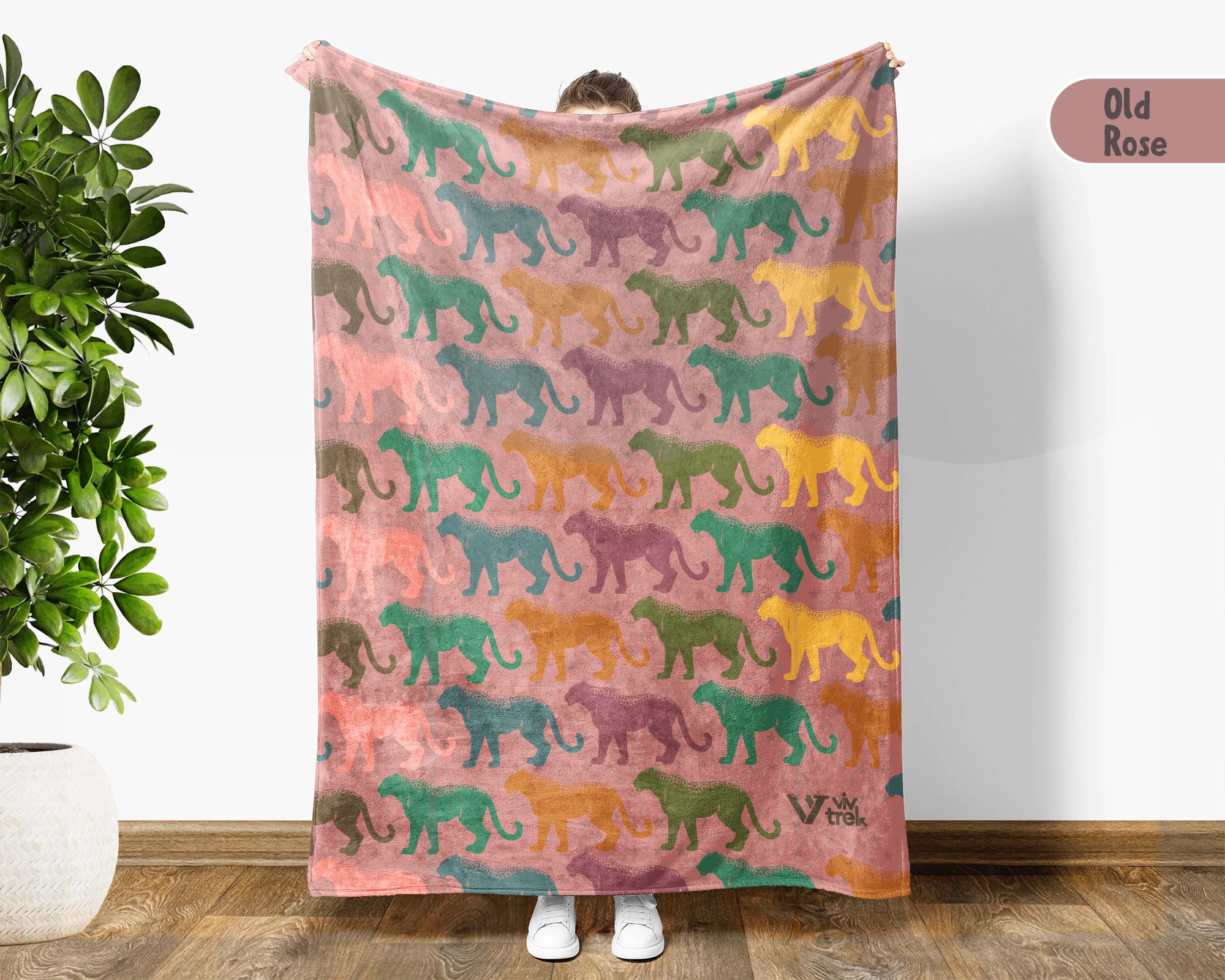 Retro Leopard Blanket, Vintage Big Cat Throw, Cozy Animal Print Blanket, Safari Style Home Decor Gift for Animal Lovers