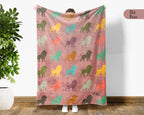 Retro Lion Blanket Gift for Animal Lovers, Cozy Wildlife Throw, Jungle Inspired Decor Accent for Bedroom and Living Spaces