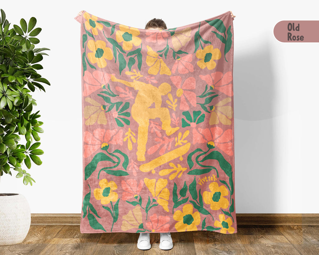 Floral Skateboarding Blanket – Cozy Throw for Skateboard Lovers