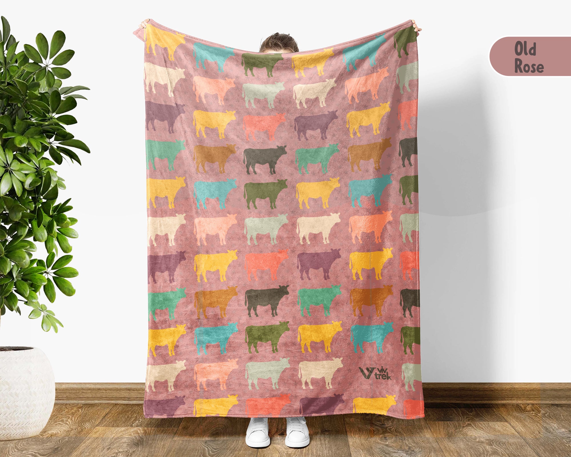 Retro Cow Blanket Gift for Dairy Farmer Cozy Farm Animal Throw Cattle Lover Decor Soft Ranch Style Home Gift