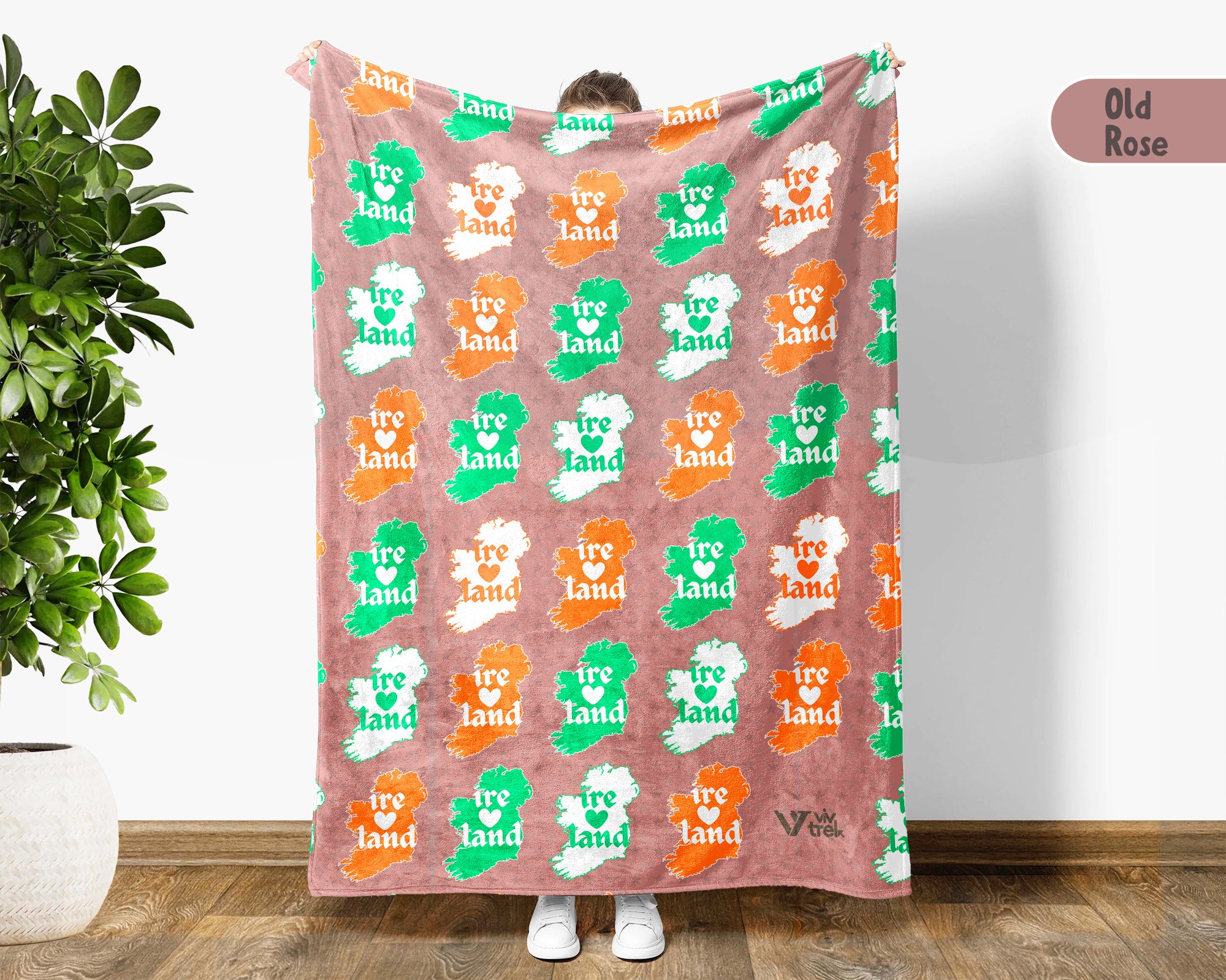 Ireland Celtic Knot Blanket Throw with Shamrock Design, Cozy Irish Heritage Decor, St Patricks Day Gift Blanket for Home