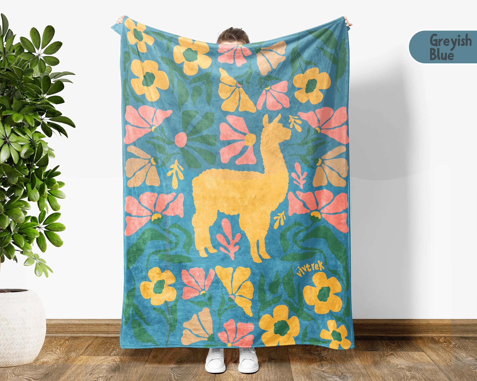 Floral Llama Blanket – Cozy Wildflower Throw for Animal Lovers