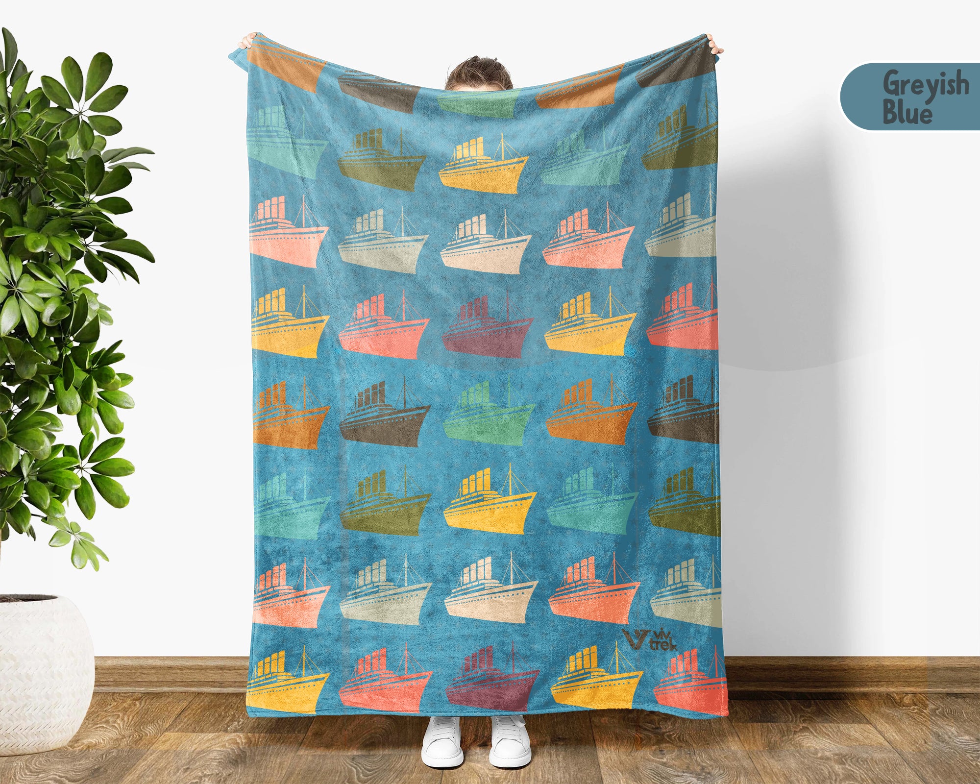 Retro Titanic Blanket Gift for Ship Lovers, Cozy Nautical Throw, Ocean Inspired Decor Accent for Bedroom and Living Spaces
