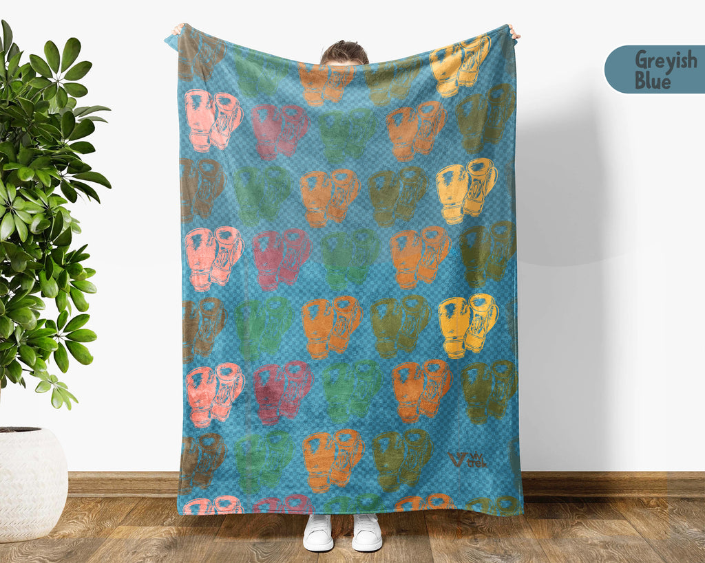 Retro Boxing Lover Blanket Cozy Sports Throw for Athletes Soft Gloves Design Fleece Blanket Unique Fitness Gift Decor