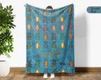 Personalized Cockroach Throw Custom Name Bug Lover Blanket Retro Roach Design Science Nature Entomologist Gift Home Accent Decor