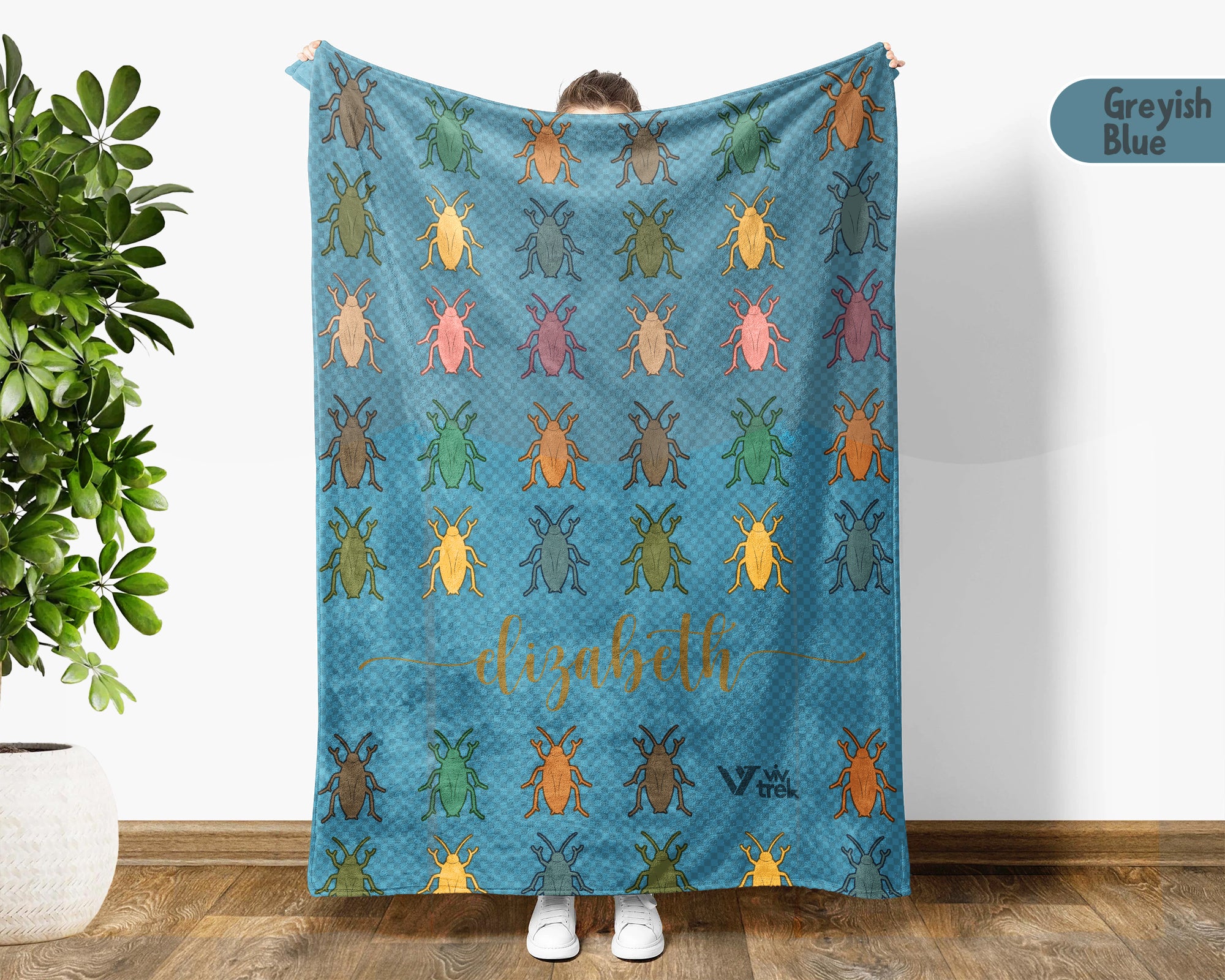 Personalized Cockroach Throw Custom Name Bug Lover Blanket Retro Roach Design Science Nature Entomologist Gift Home Accent Decor