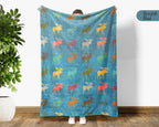 Cozy Moose Throw Blanket – Vintage Wildlife Blanket for Animal Lovers