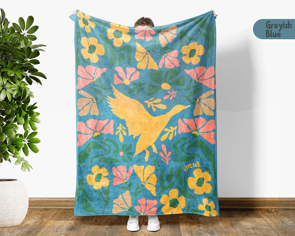 Floral Birdwatcher Blanket – Cozy Nature Lover Throw Gift