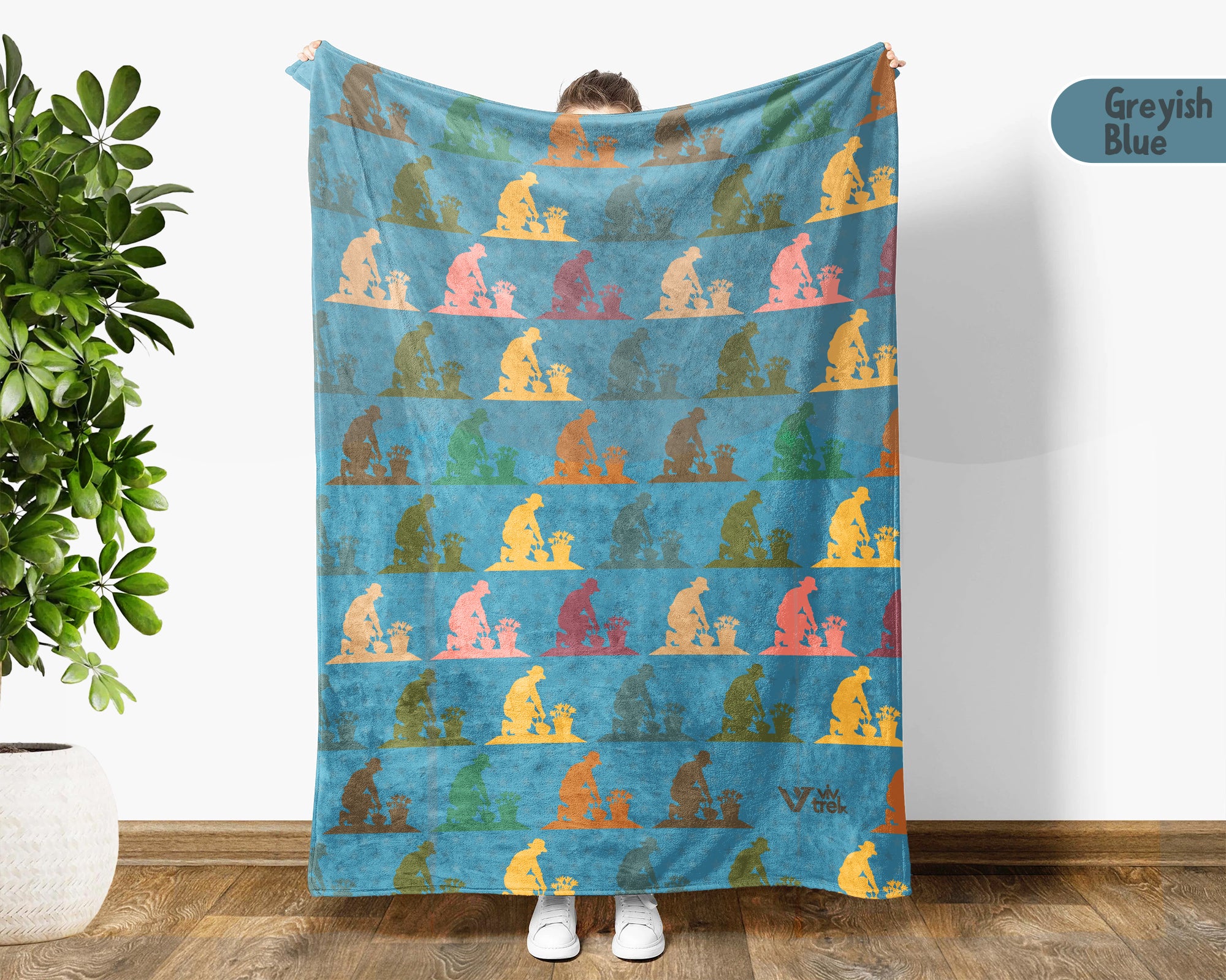 Retro Gardening Throw Cozy Botanical Blanket Soft Nature Decor Unique Gardener Gift for Plant Lovers Home