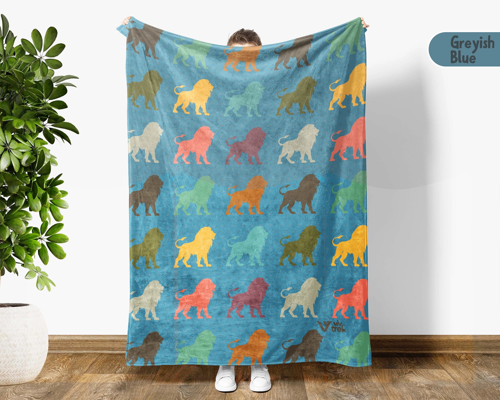 Retro Lion Blanket Gift for Animal Lovers, Cozy Wildlife Throw, Jungle Inspired Decor Accent for Bedroom and Living Spaces