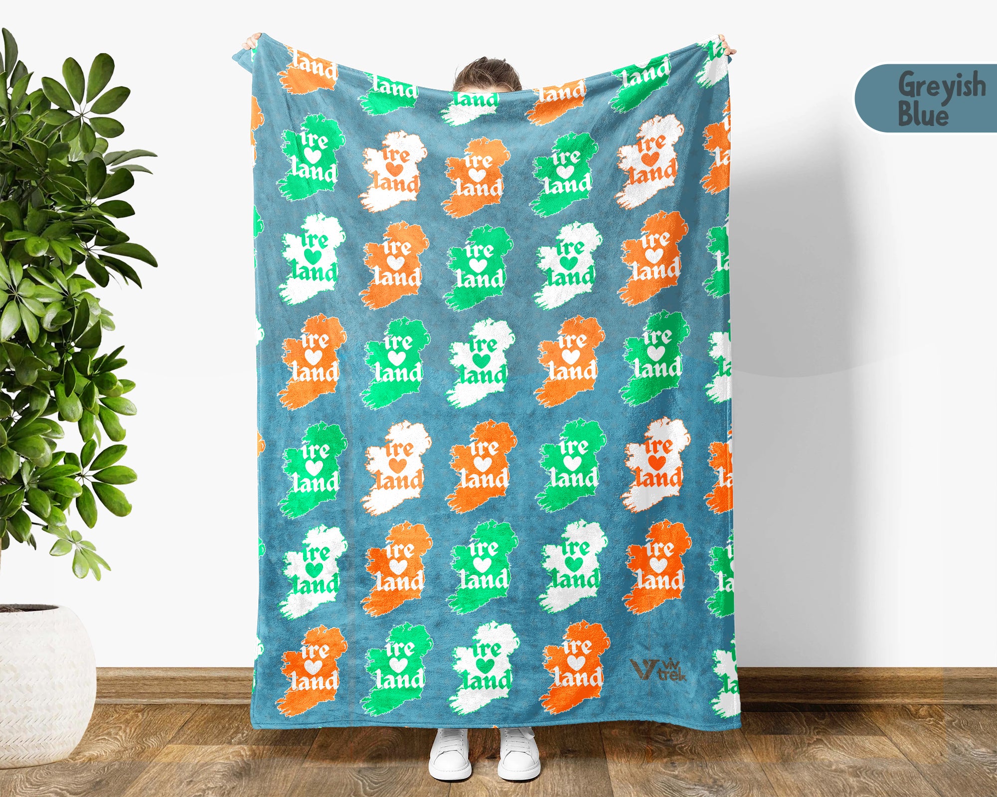 Ireland Celtic Knot Blanket Throw with Shamrock Design, Cozy Irish Heritage Decor, St Patricks Day Gift Blanket for Home