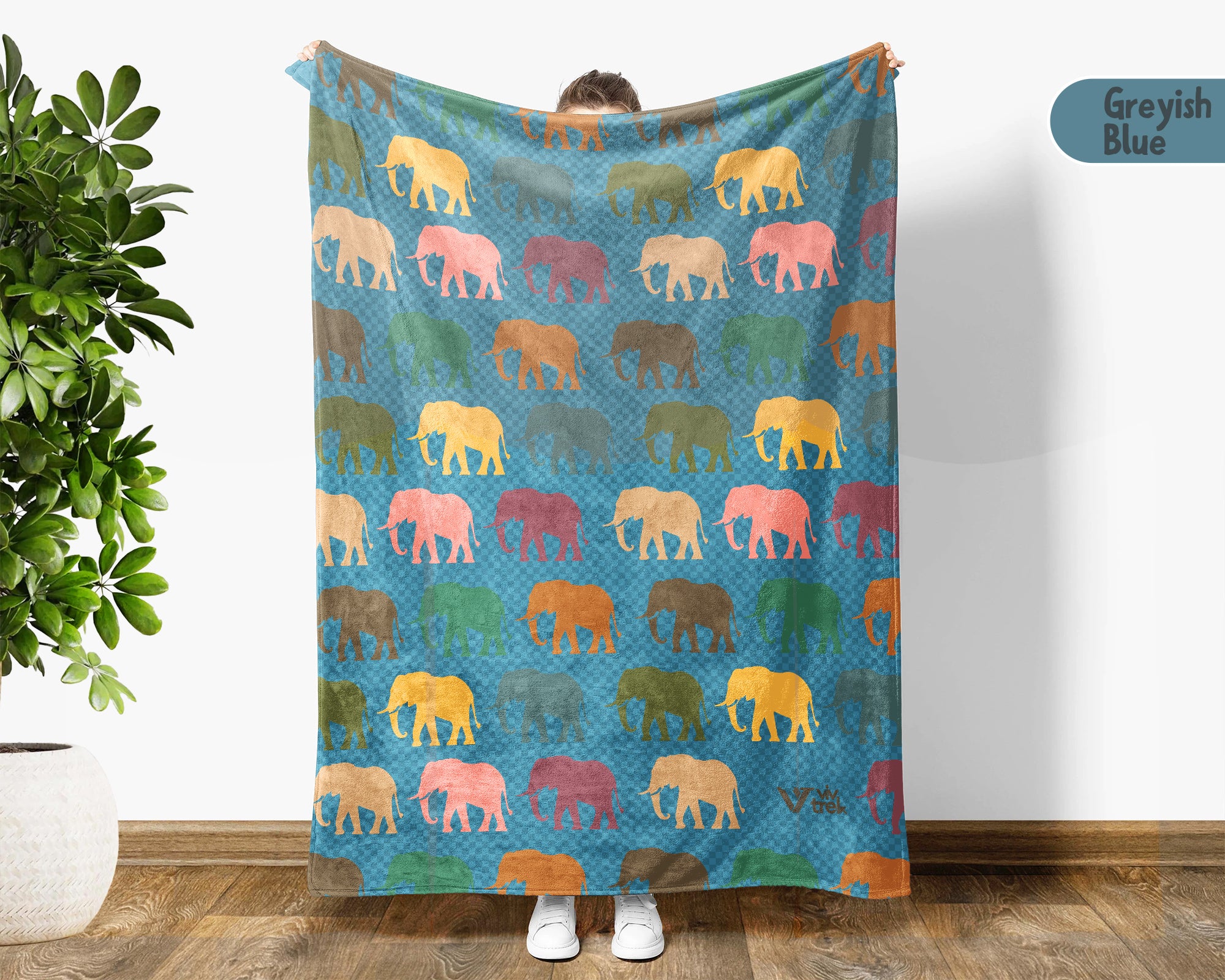 Retro Elephant Throw – Cozy Wildlife Animal Lover Blanket