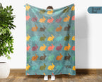 Retro Rabbit Bunny Blanket Cozy Bunny Graphic Throw Fleece Blanket Cute Animal Lover Gift Unique Home Decor Idea for Bedroom Couch