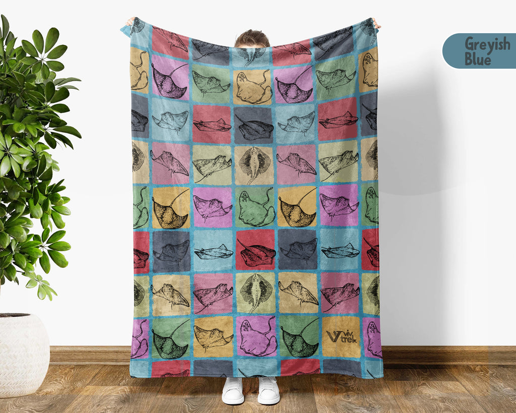 Vintage Stingray Throw Blanket – Cozy Ocean Lover Gift for Home